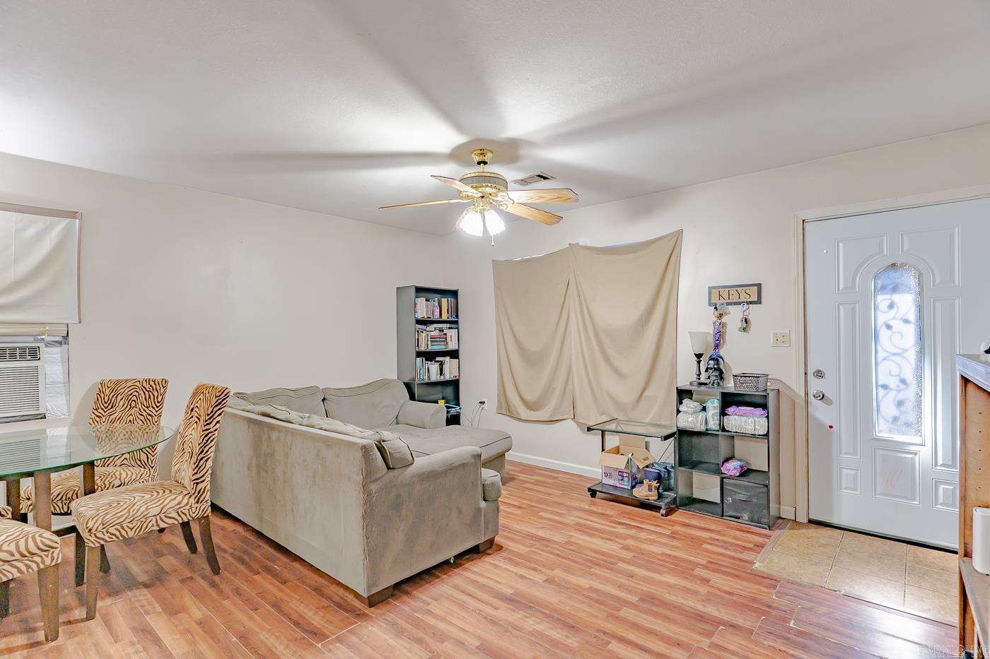 329 Robin  Bono, AR