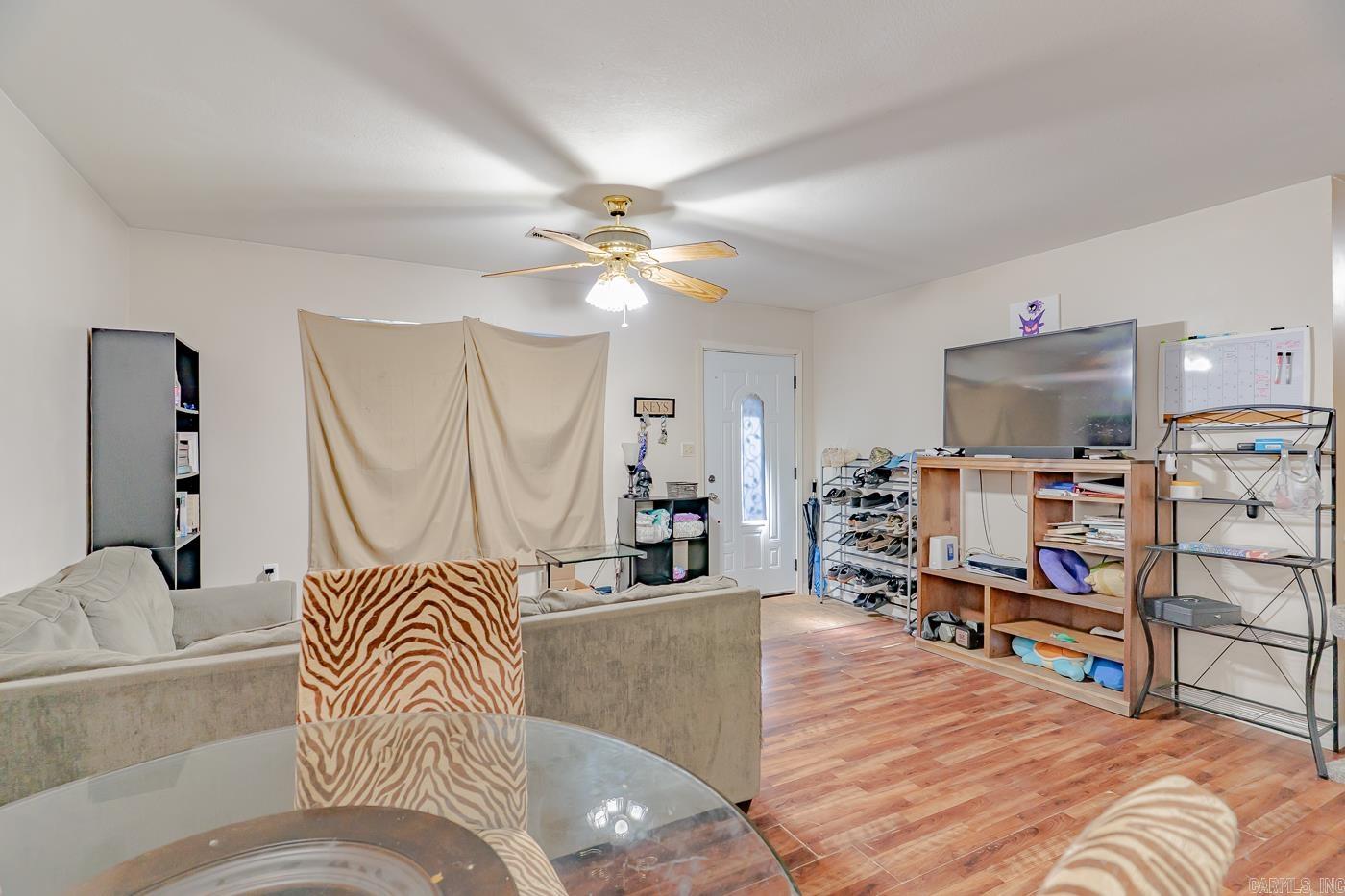 329 Robin  Bono, AR
