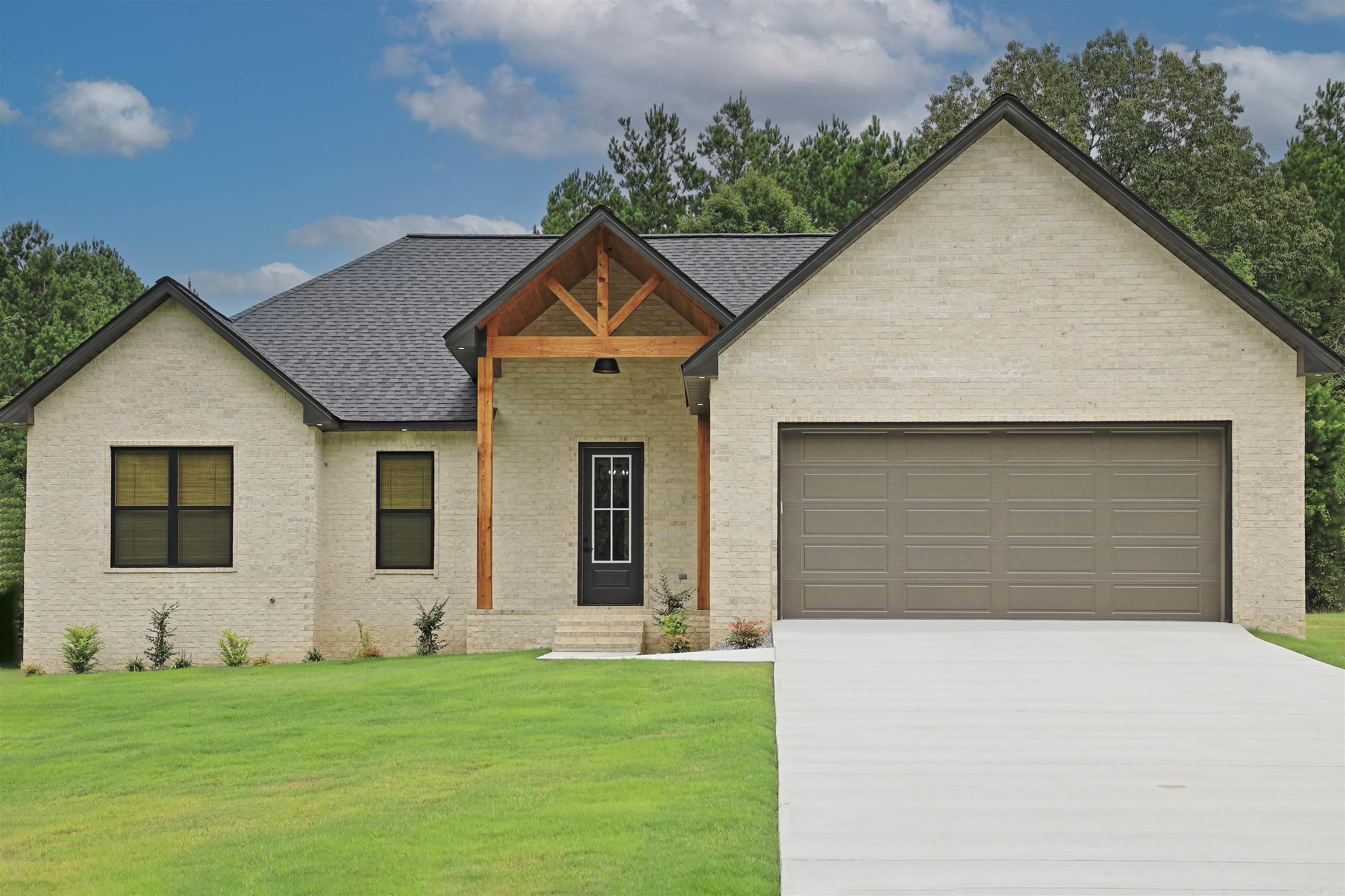 200 Grant 43  Sheridan, AR