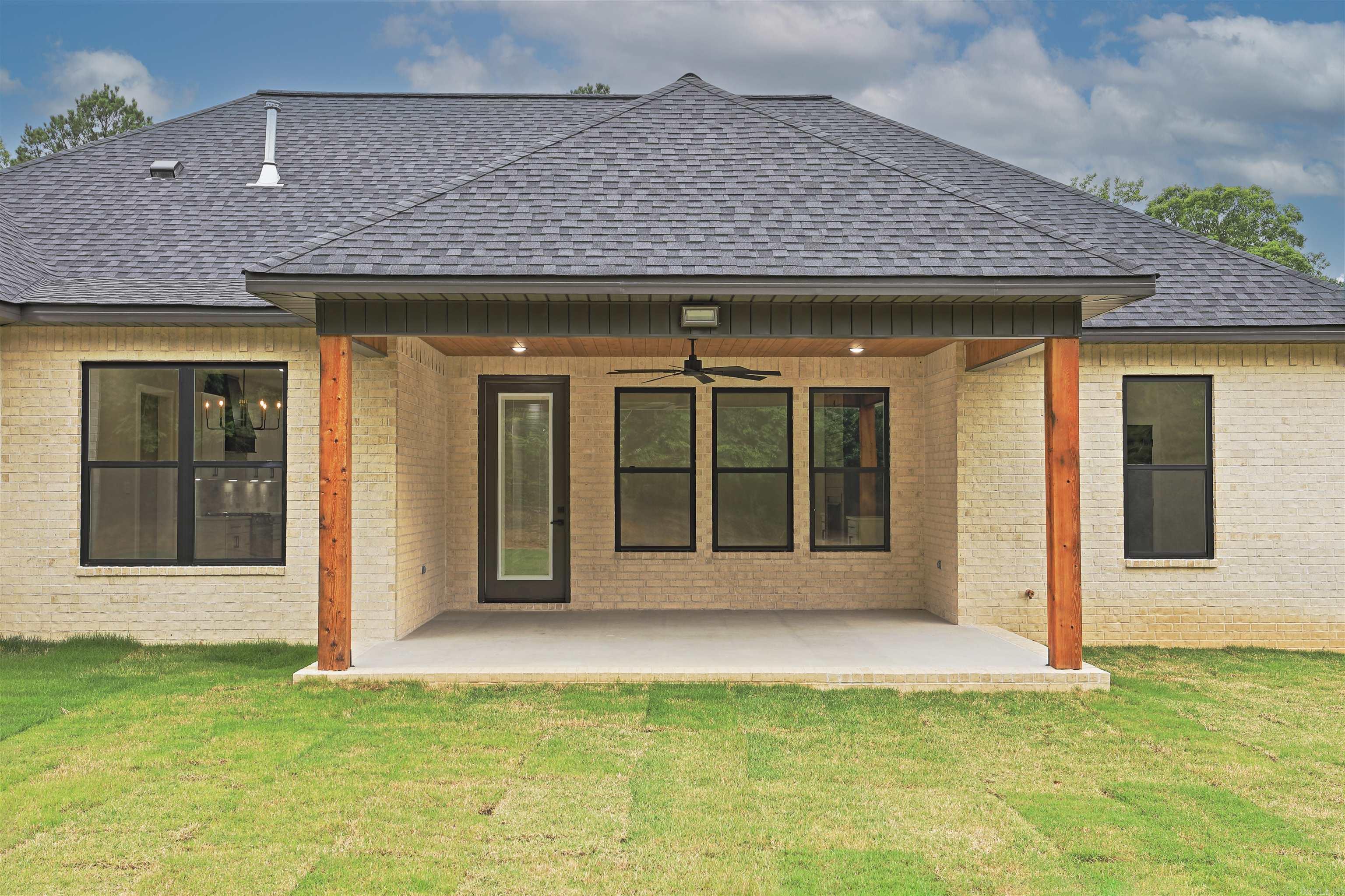 200 Grant 43  Sheridan, AR