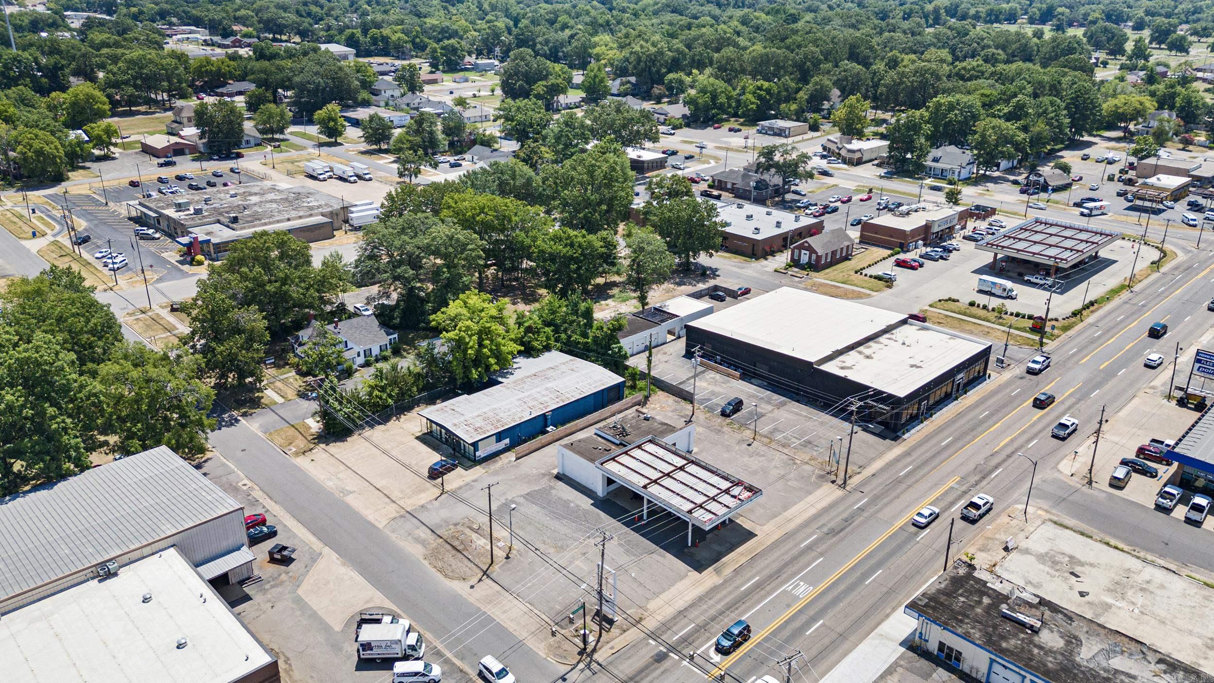 203 S Arkansas Ave  Russellville, AR