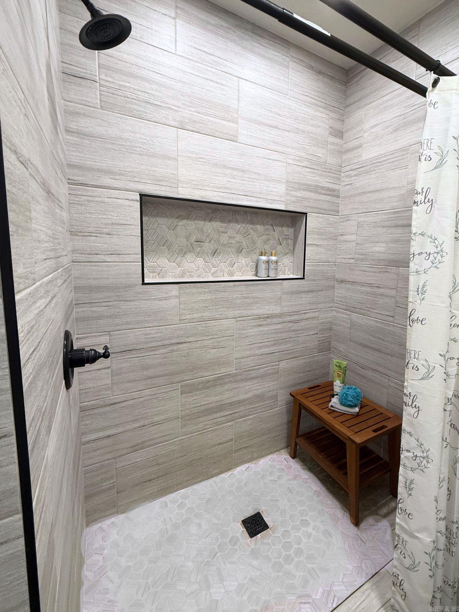 4 Huesca  Hot Springs Village, AR