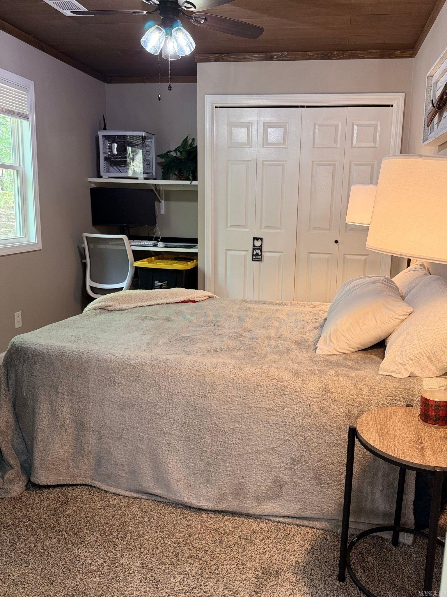 4 Huesca  Hot Springs Village, AR
