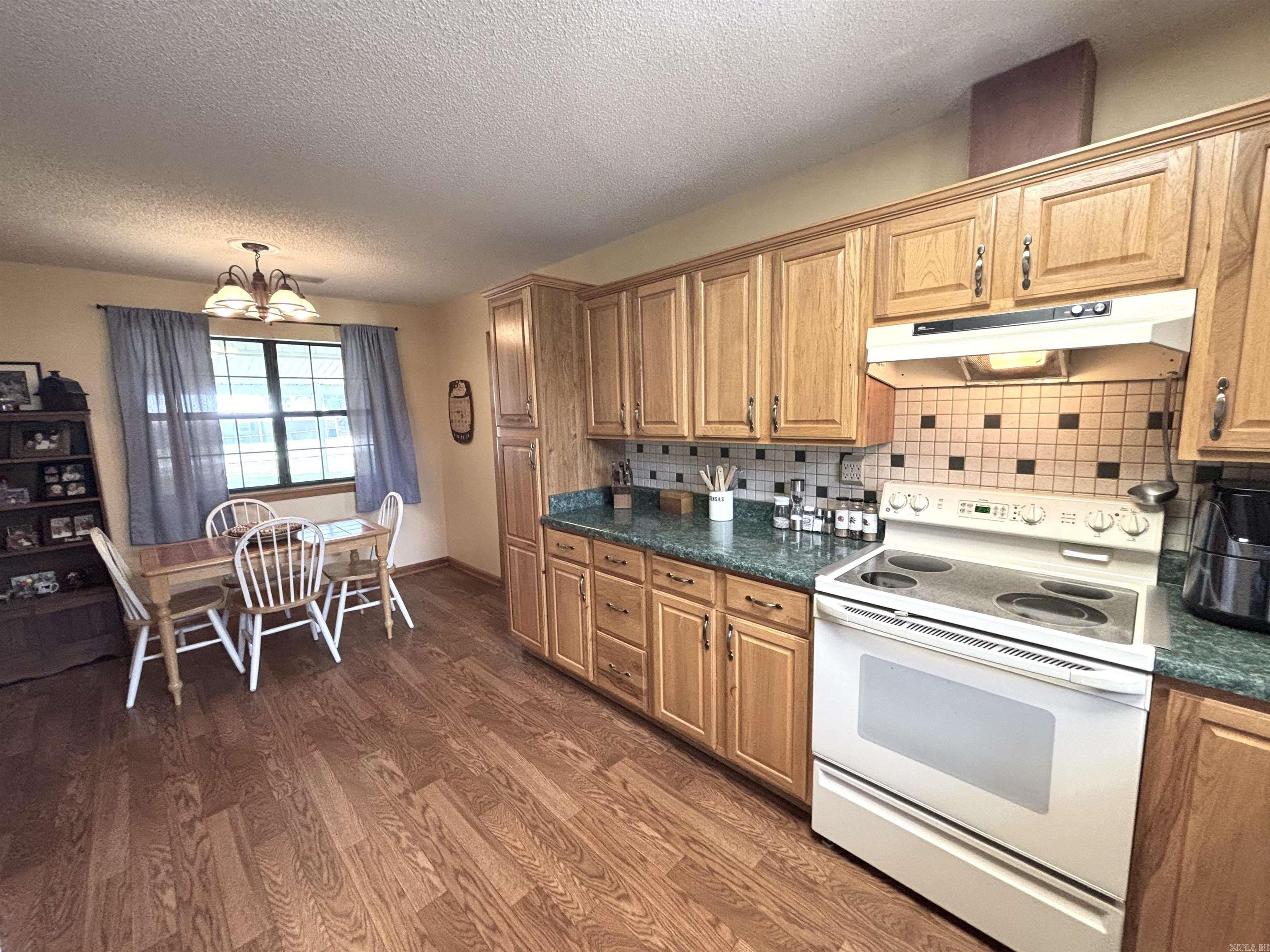 32 Wilcox Rd  Greenbrier, AR