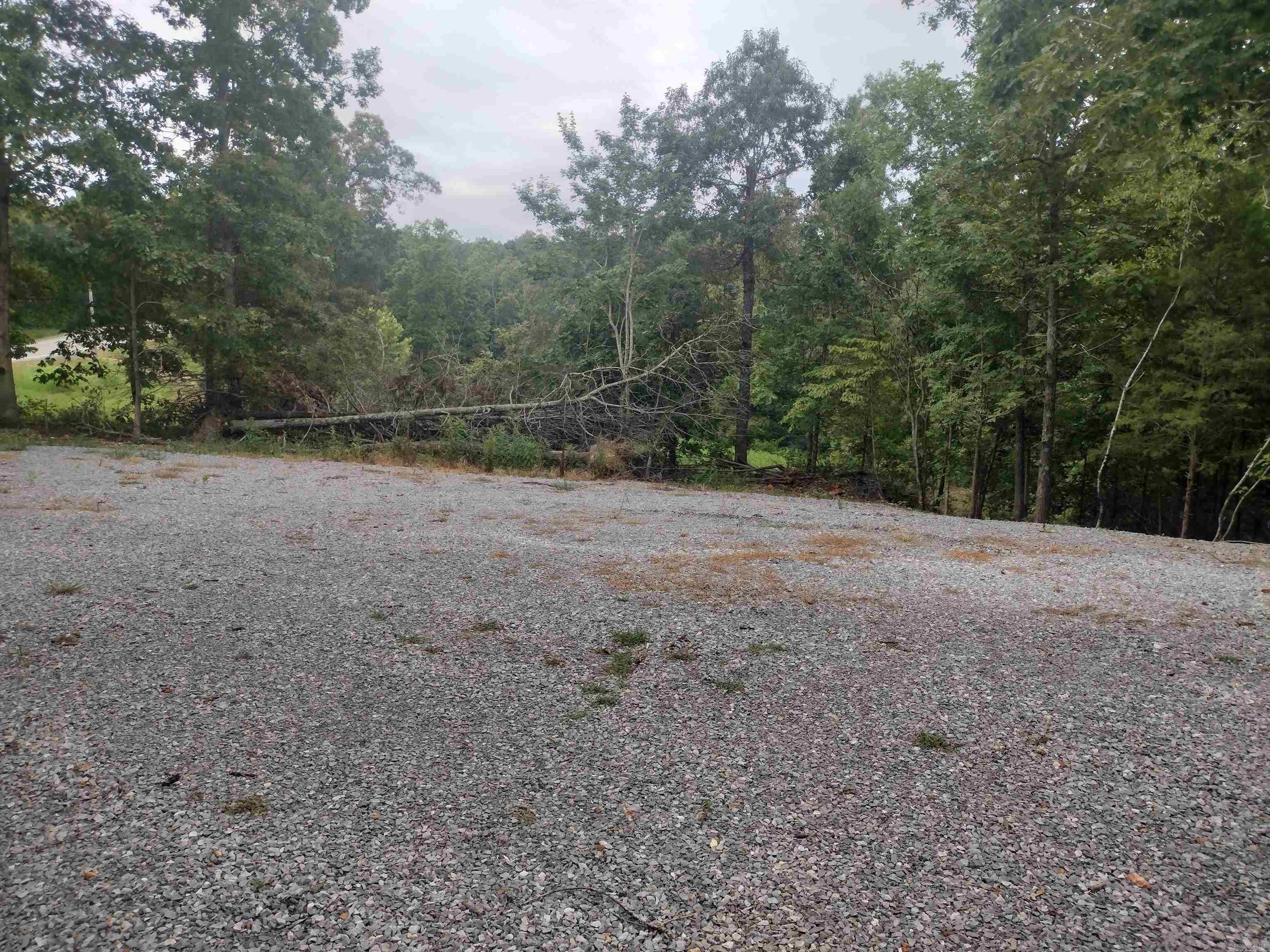 3765 HWY 87  Mountain View, AR