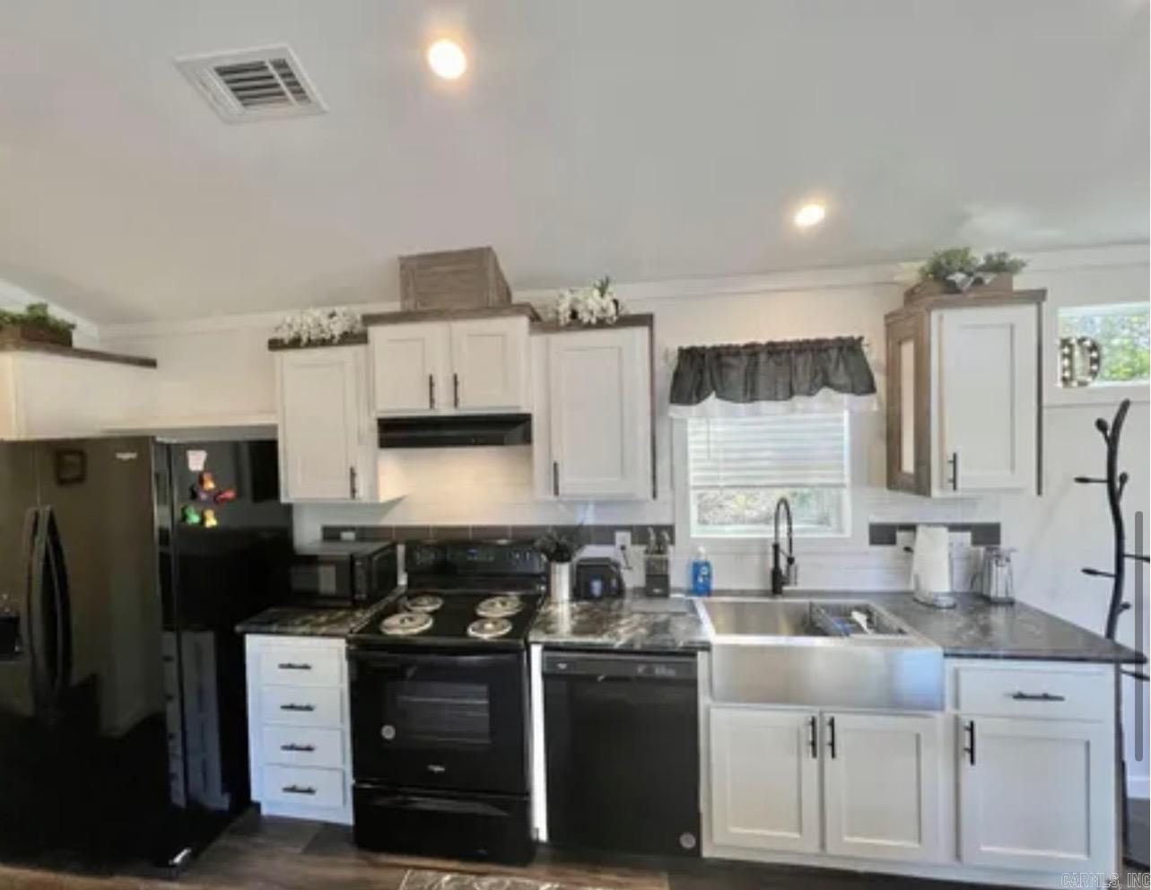 3765 HWY 87  Mountain View, AR