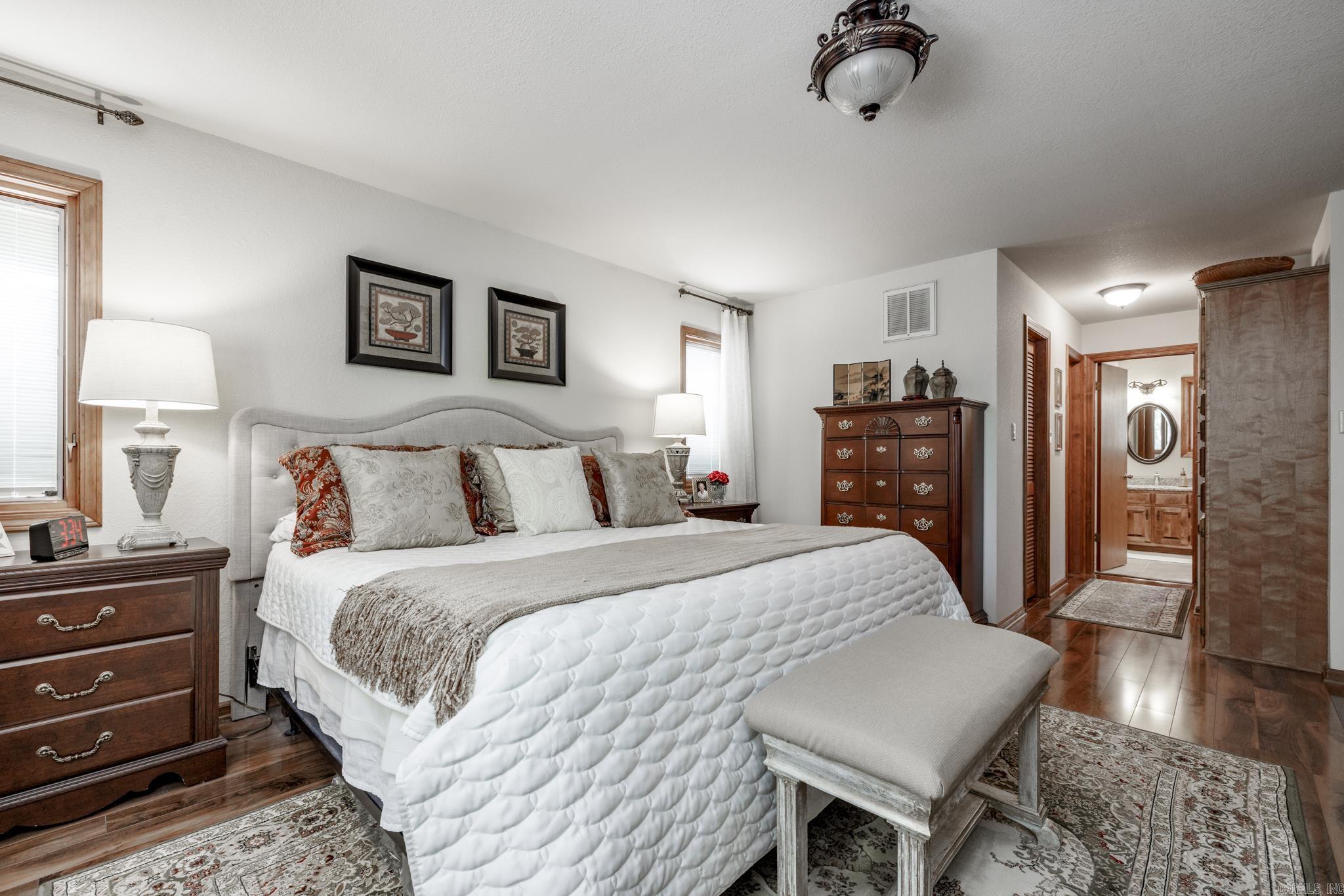 11 Mieres  Hot Springs Village, AR