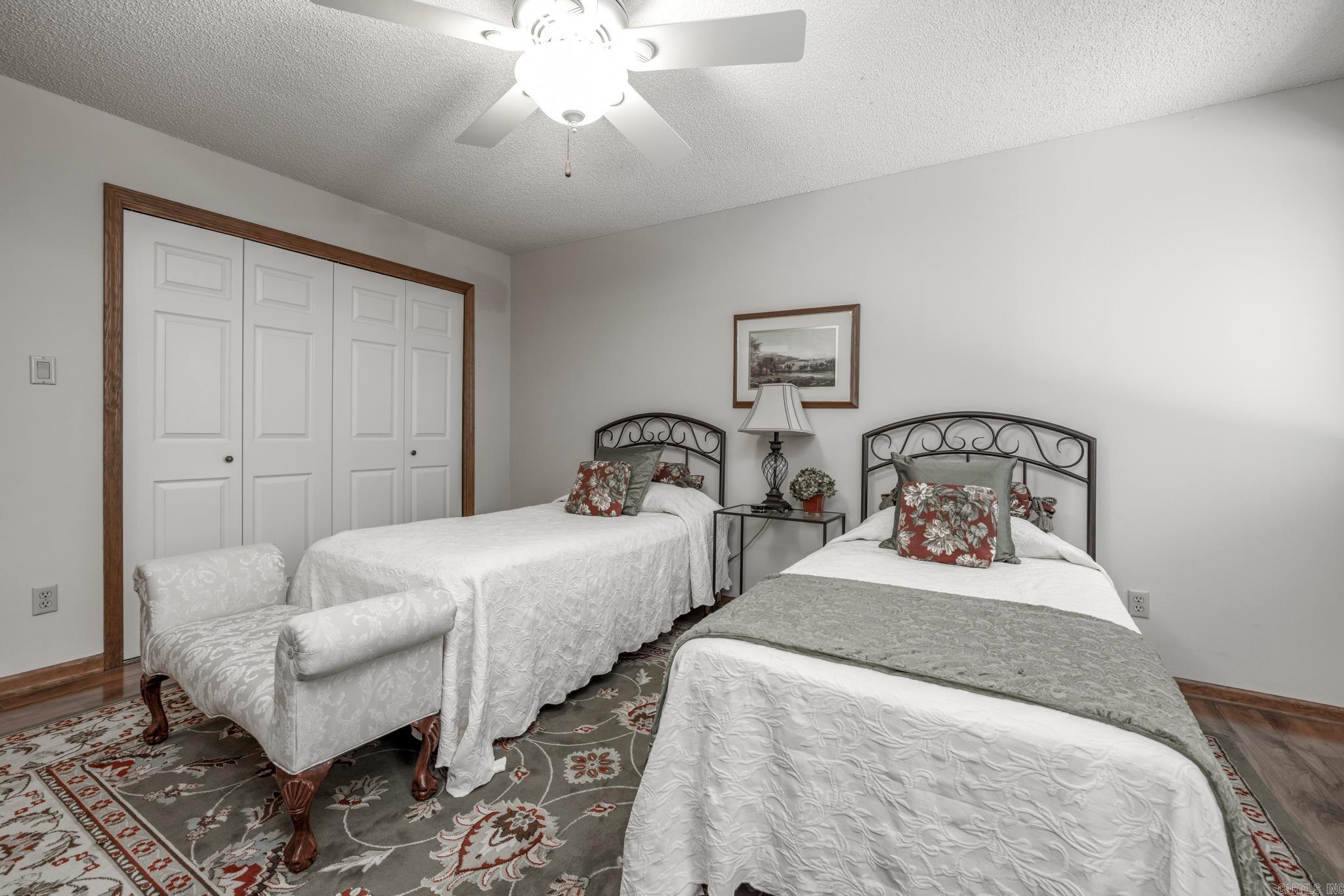 11 Mieres  Hot Springs Village, AR