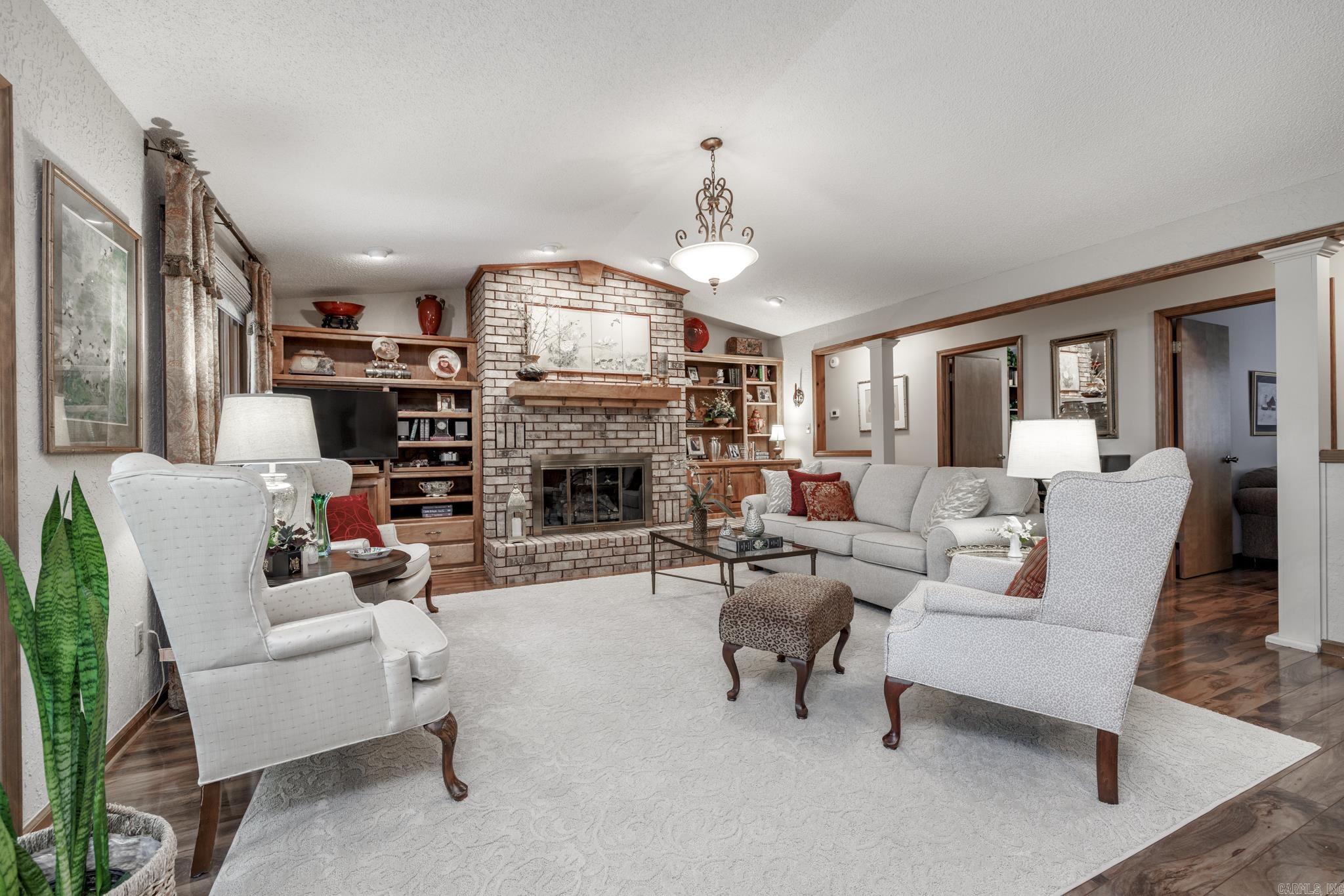 11 Mieres  Hot Springs Village, AR