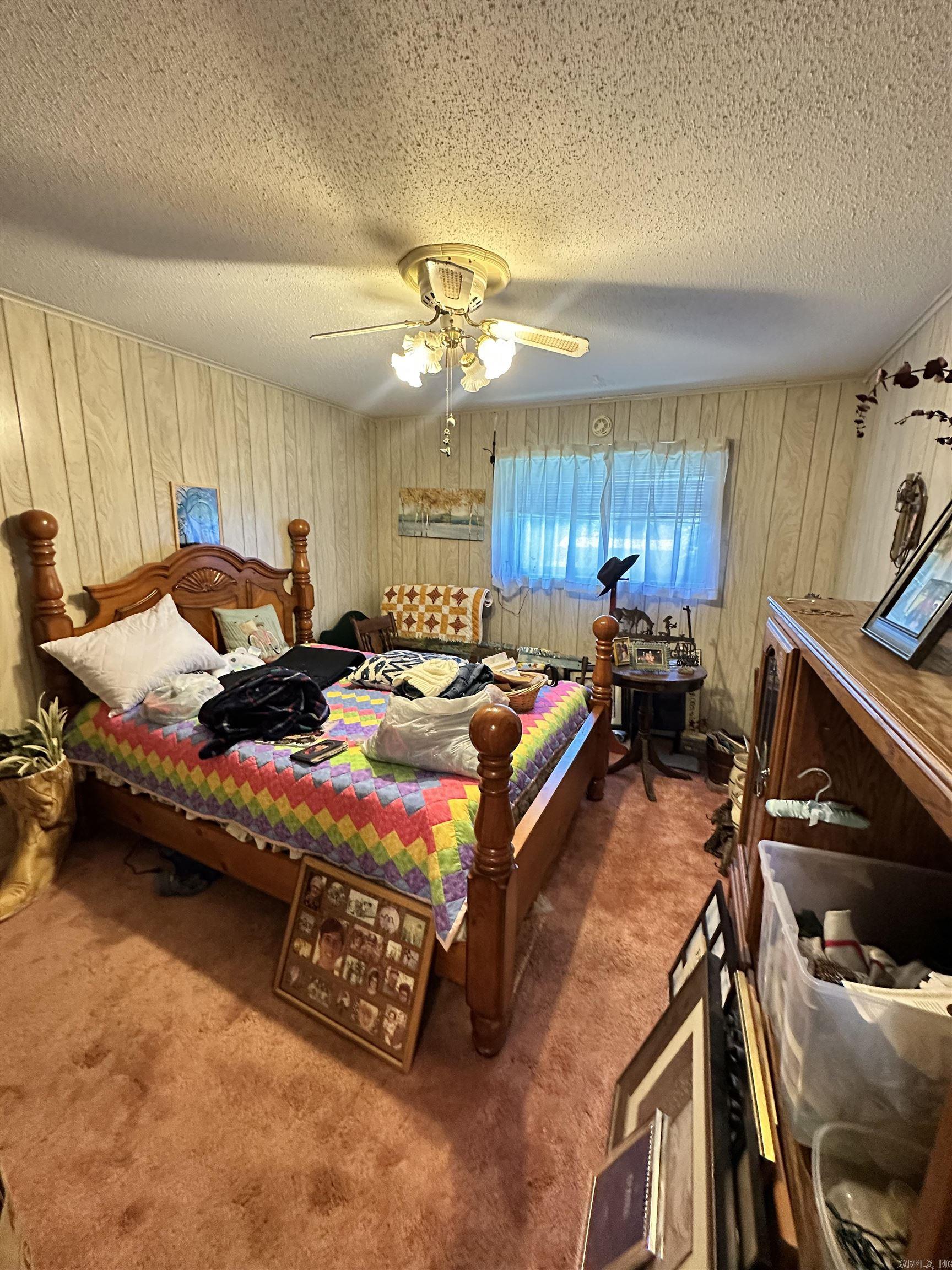2605 W Commercial  Ozark, AR