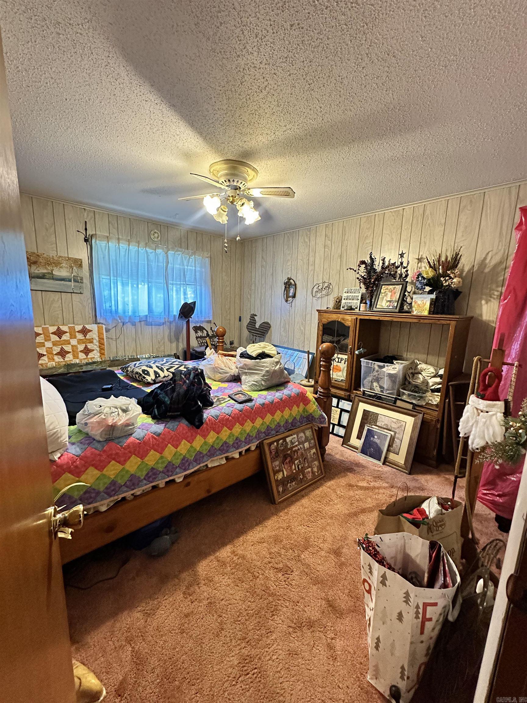 2605 W Commercial  Ozark, AR