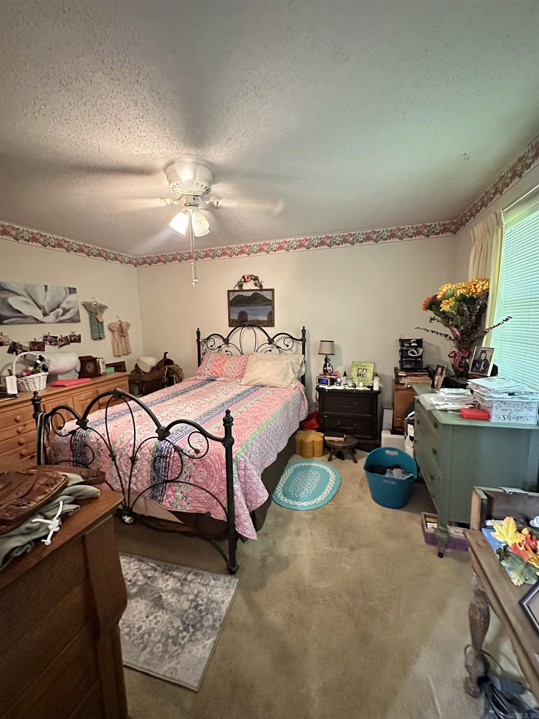 2605 W Commercial  Ozark, AR