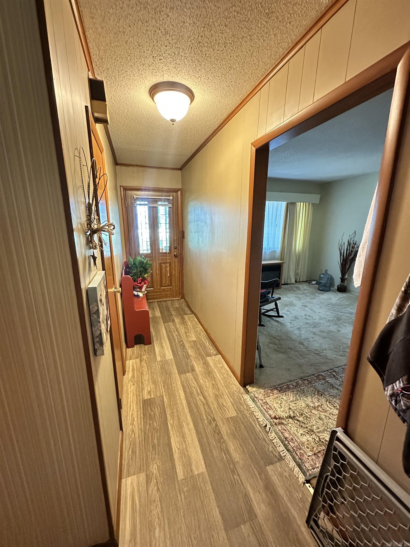 2605 W Commercial  Ozark, AR
