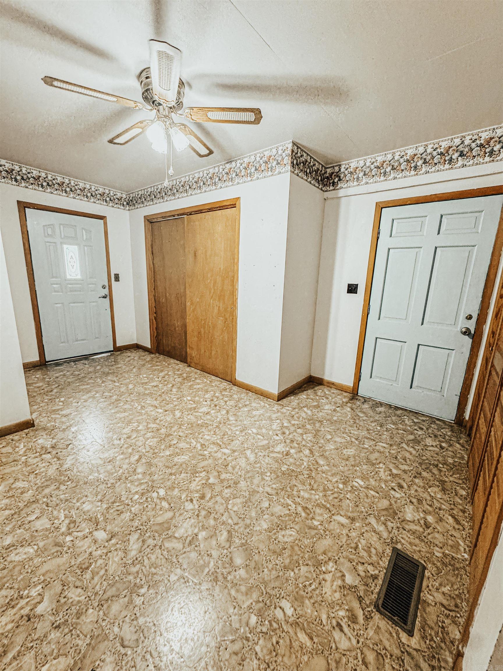 1290 W North  Piggott, AR