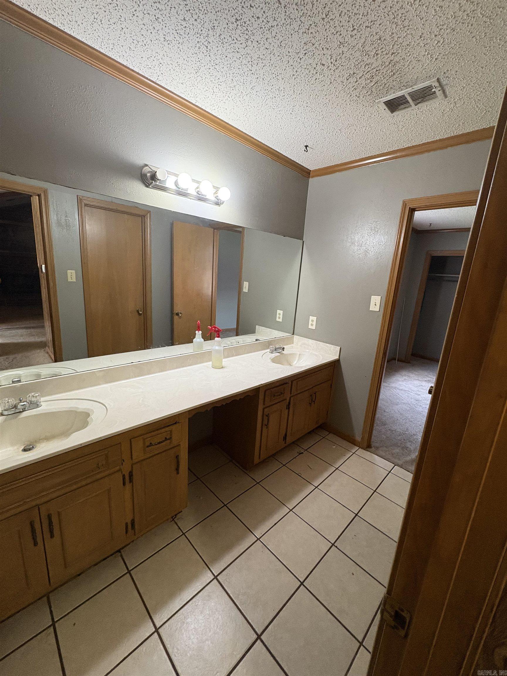 6600 S Mulberry Street Pine Bluff, AR 71603