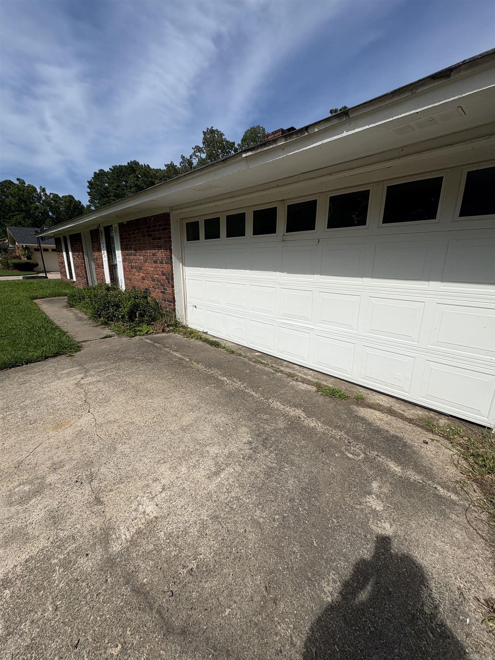 6600 S Mulberry Street Pine Bluff, AR 71603