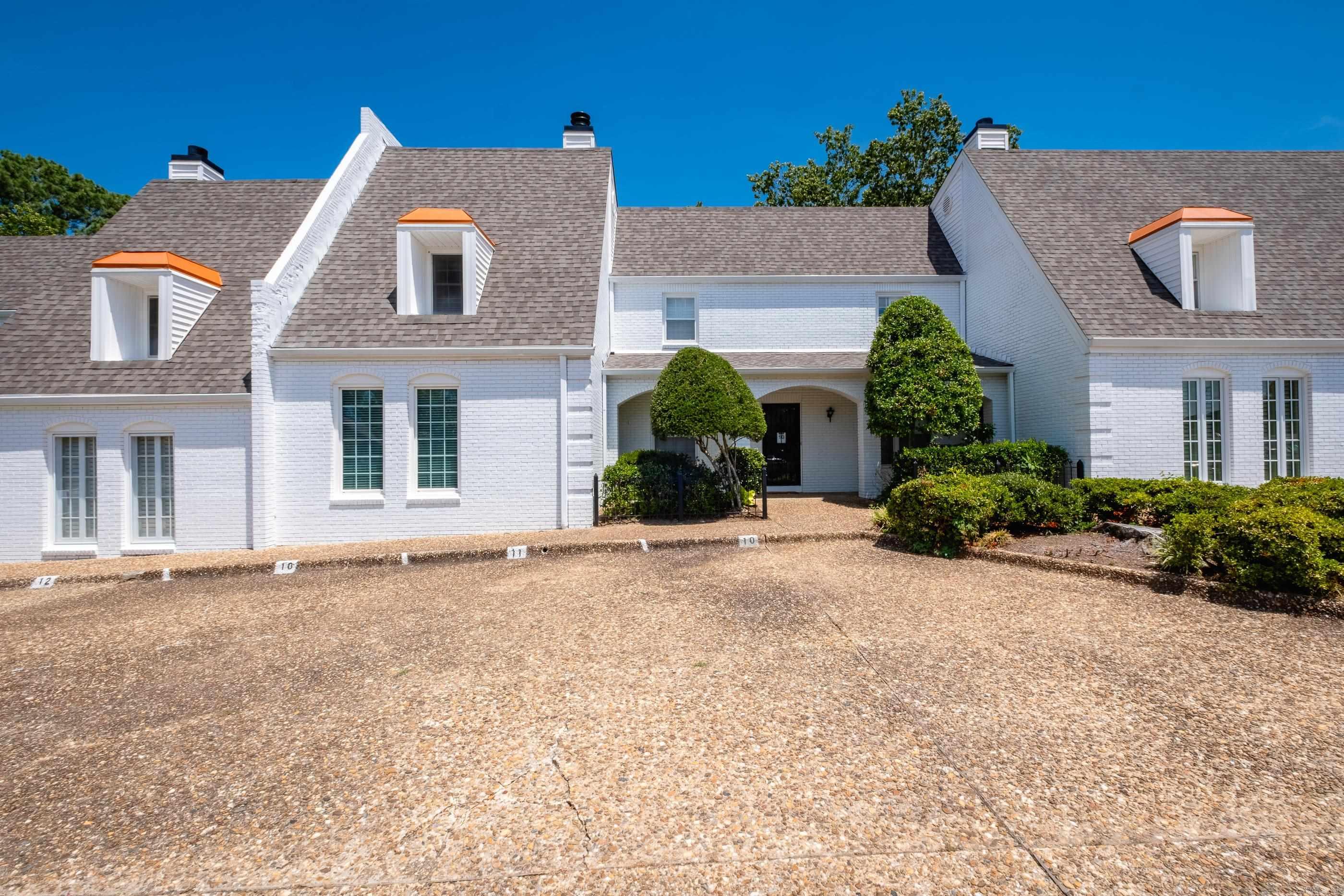 2801 Foxcroft #11  Little Rock, AR