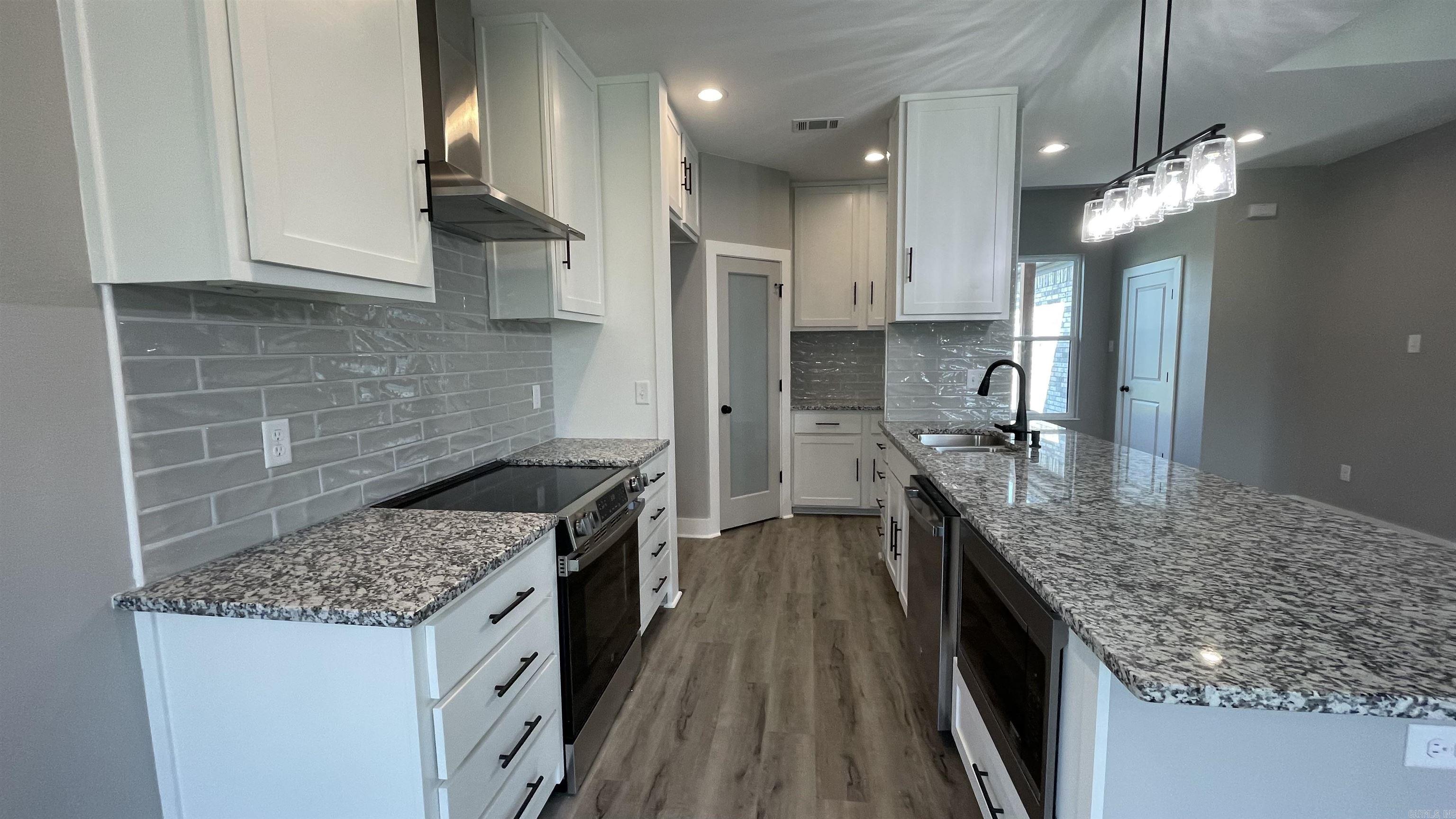 10 Morning Sun Cove Greenbrier, AR 72058