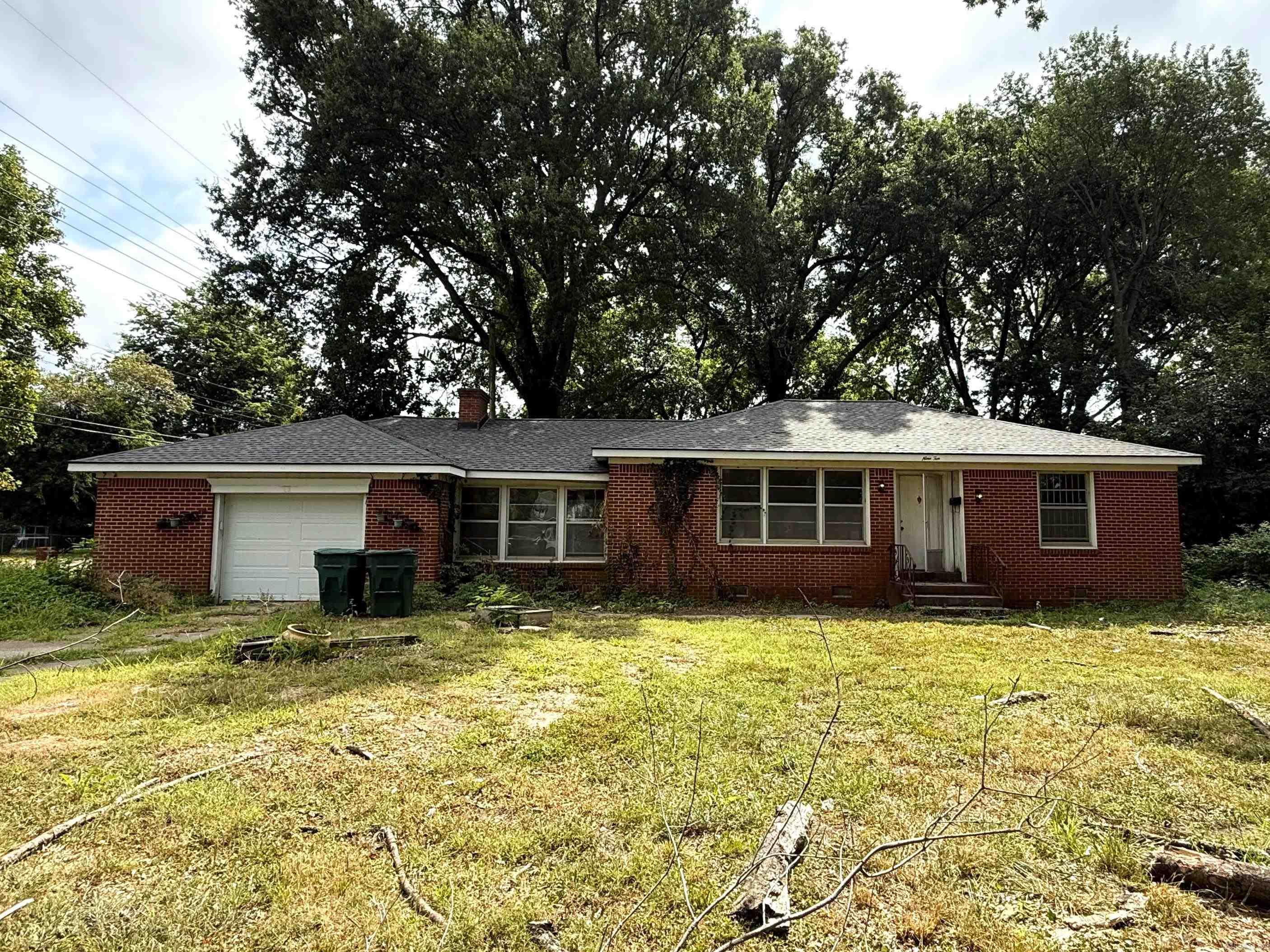910 N Ruddle  Blytheville, AR