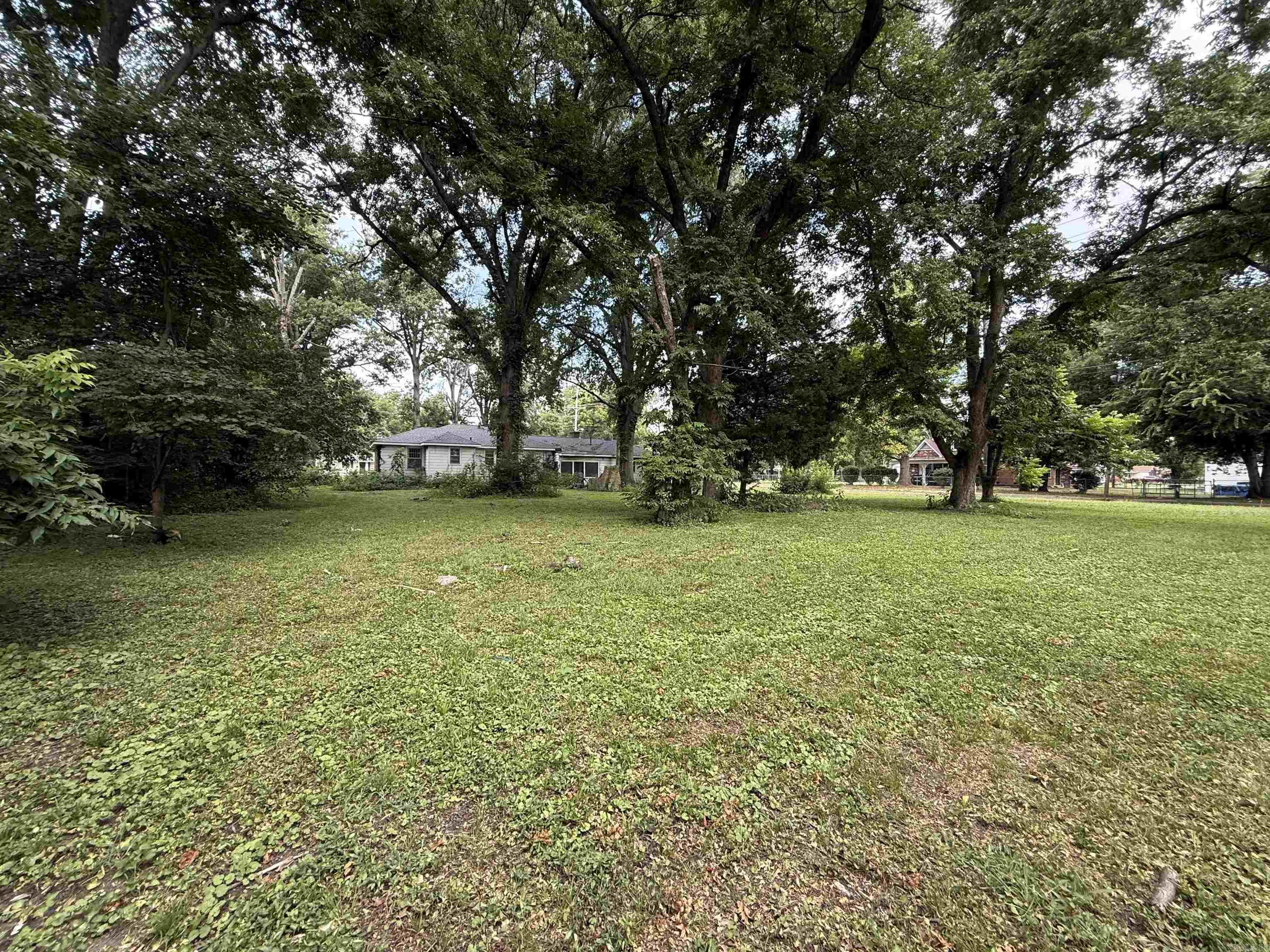 910 N Ruddle  Blytheville, AR