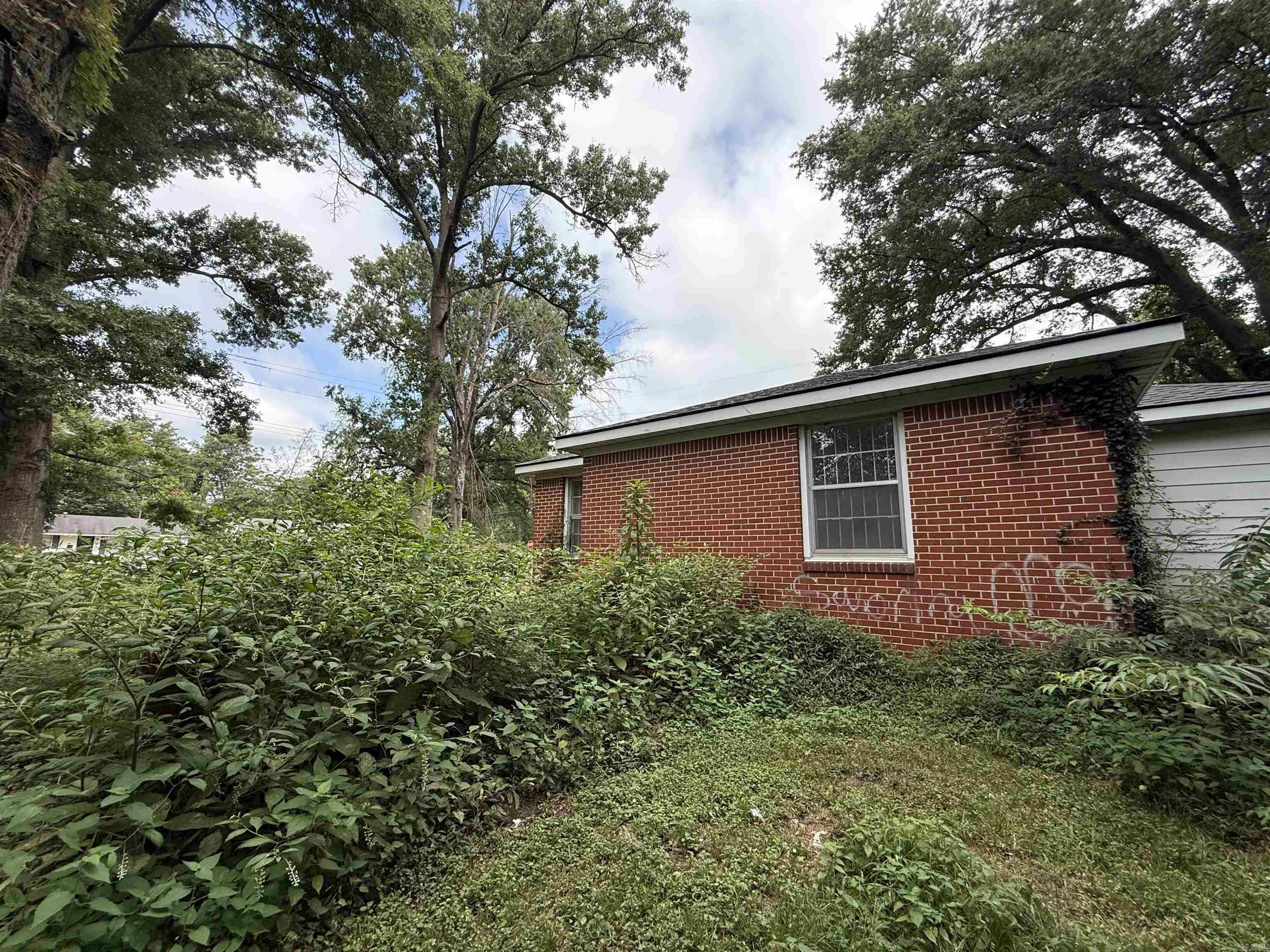 910 N Ruddle  Blytheville, AR