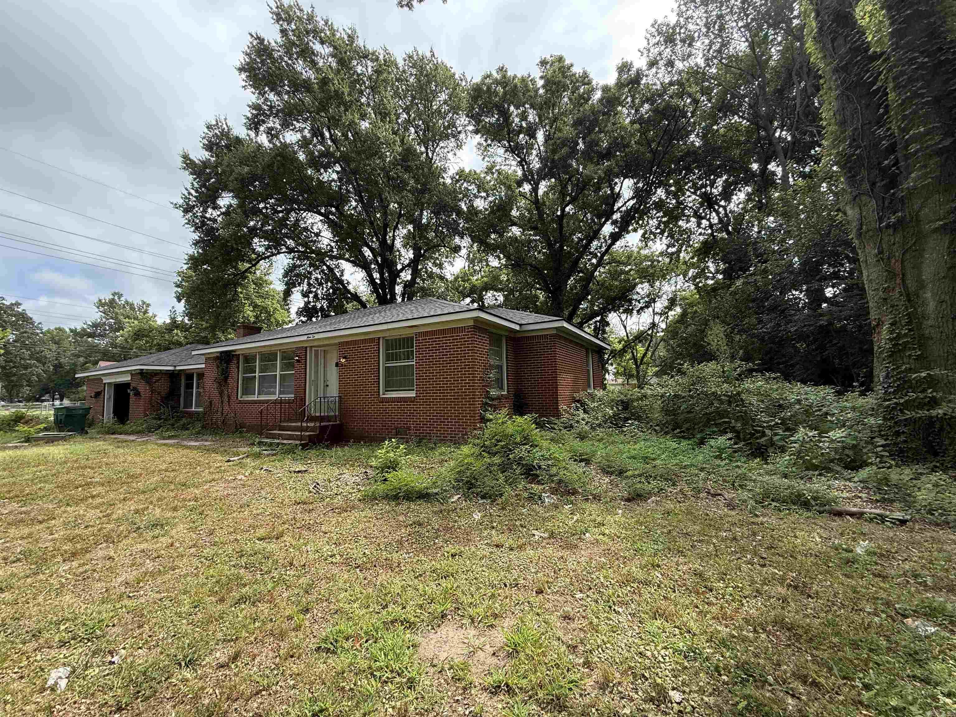 910 N Ruddle  Blytheville, AR