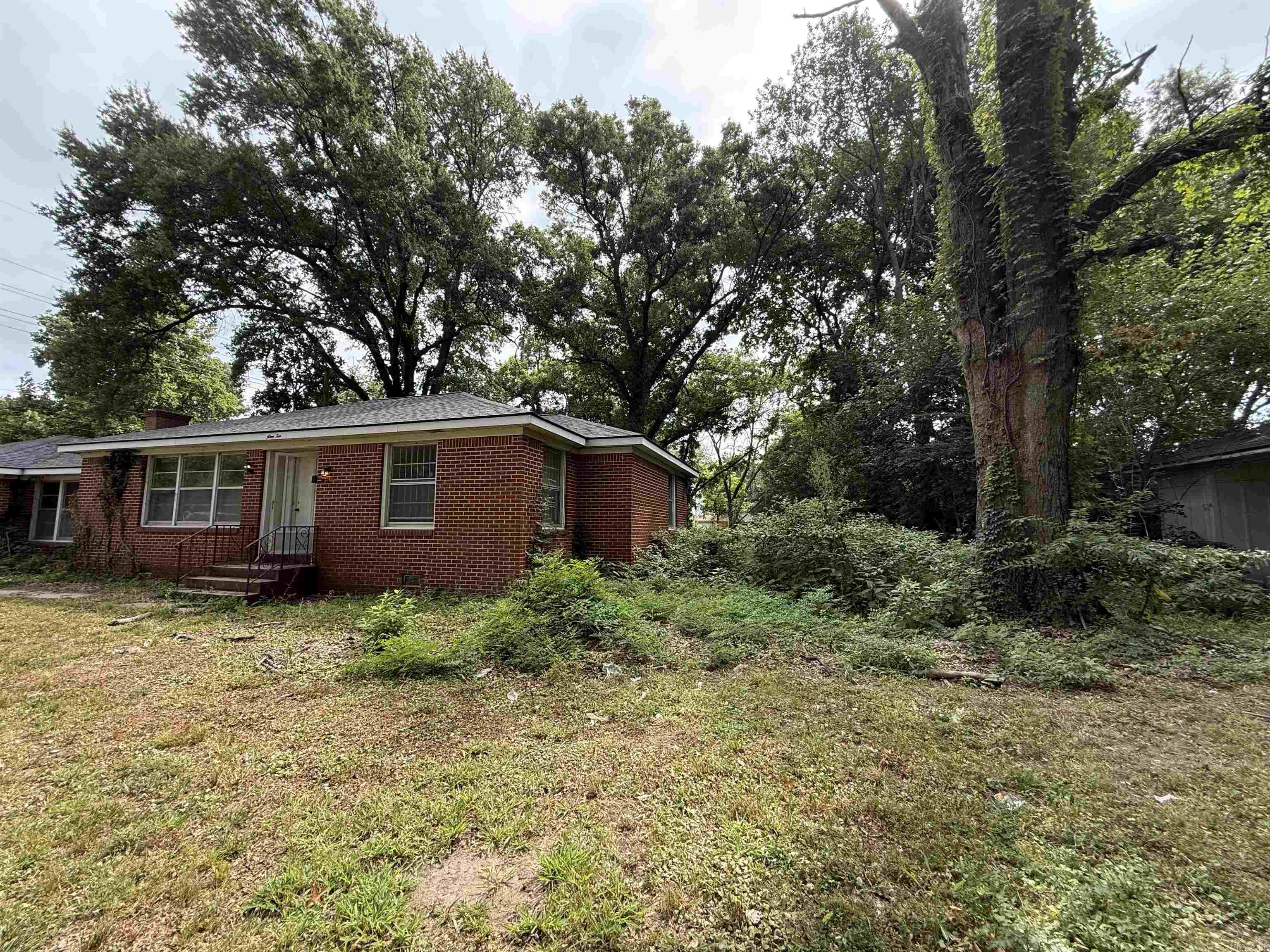 910 N Ruddle  Blytheville, AR