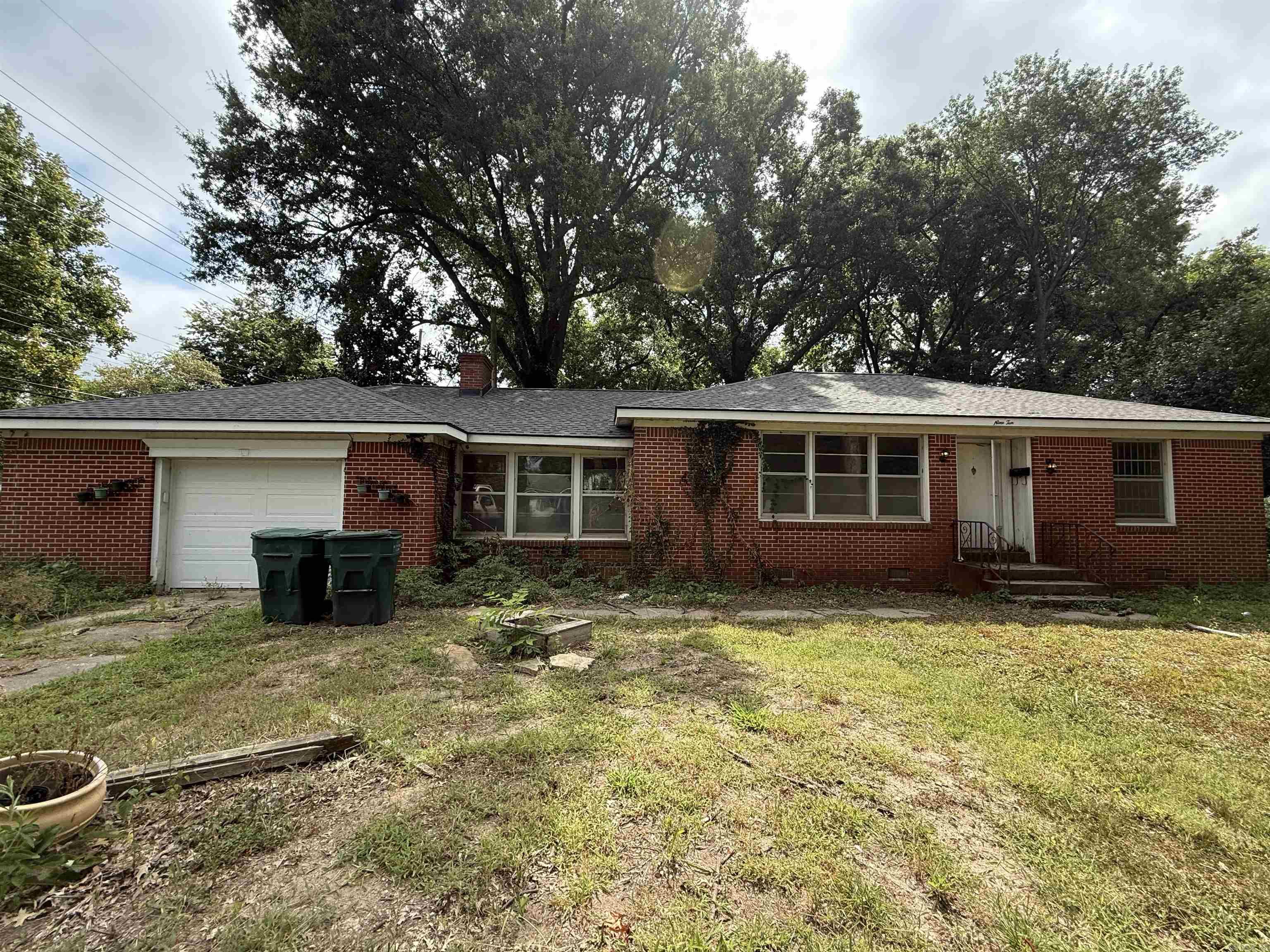 910 N Ruddle  Blytheville, AR