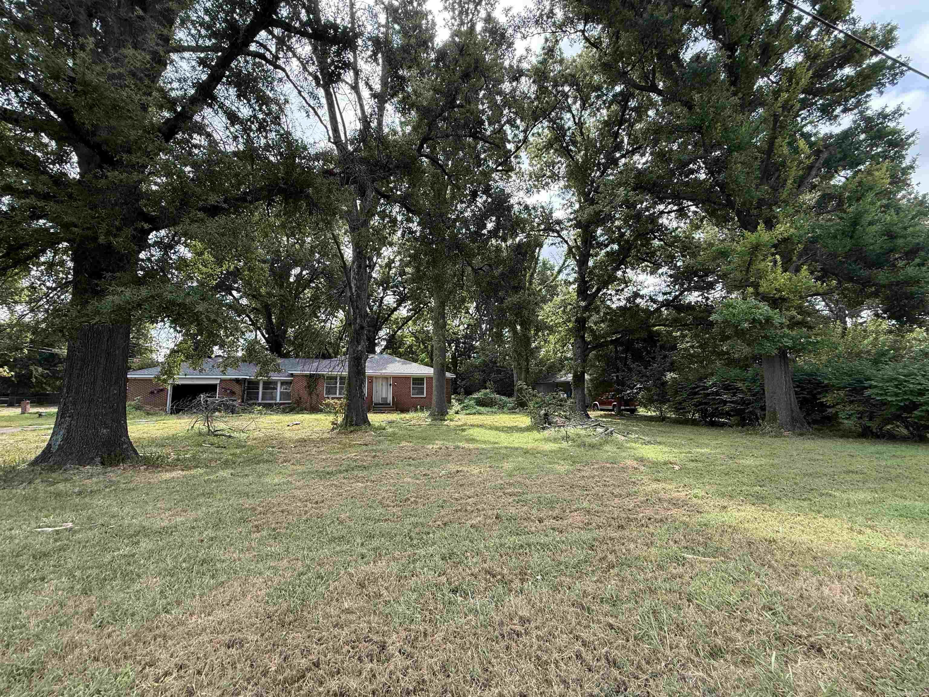 910 N Ruddle  Blytheville, AR
