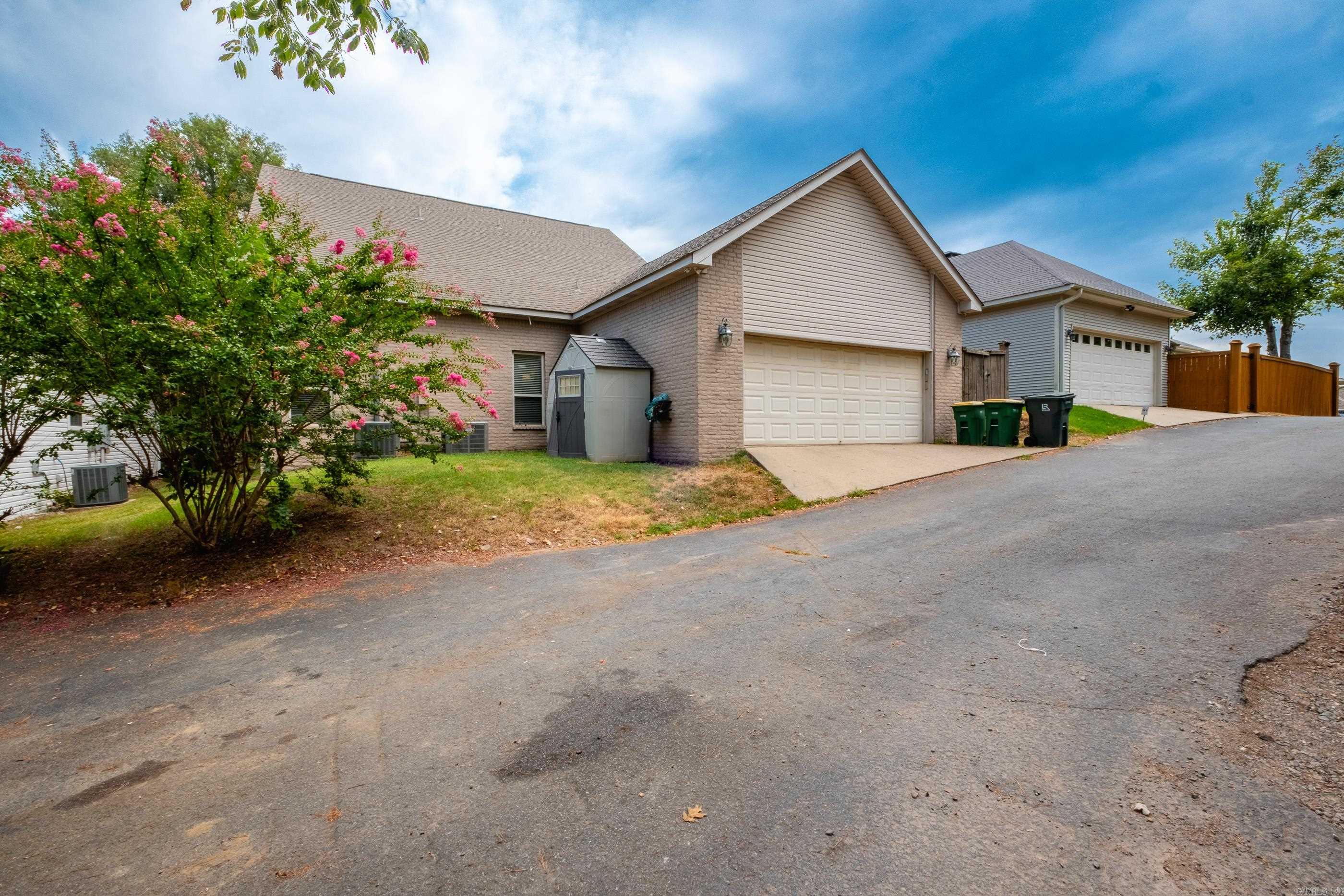 12425 Brodie Creek Trail  Little Rock, AR