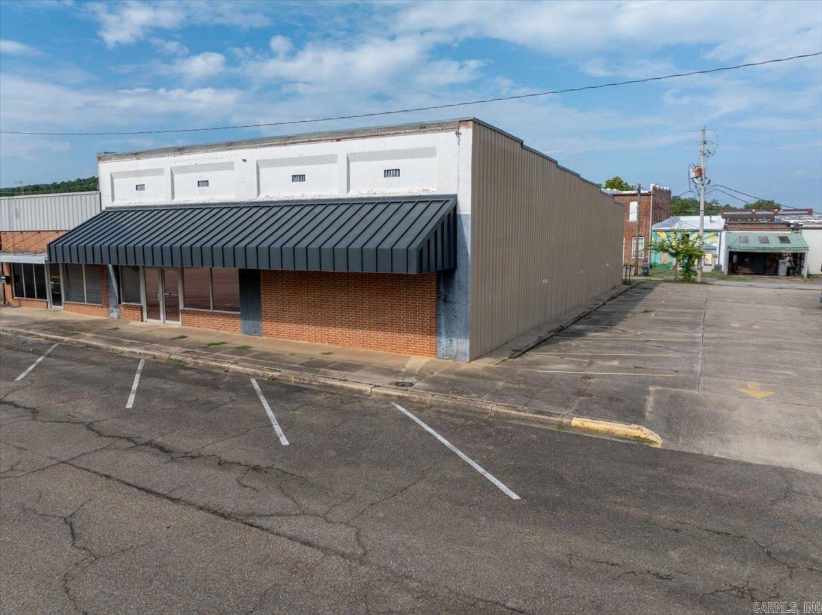 602 Dequeen St.  Mena, AR