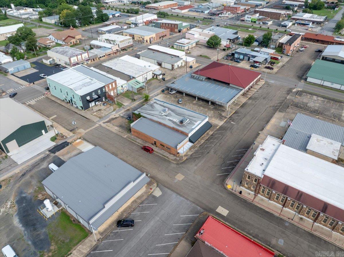 602 Dequeen St.  Mena, AR