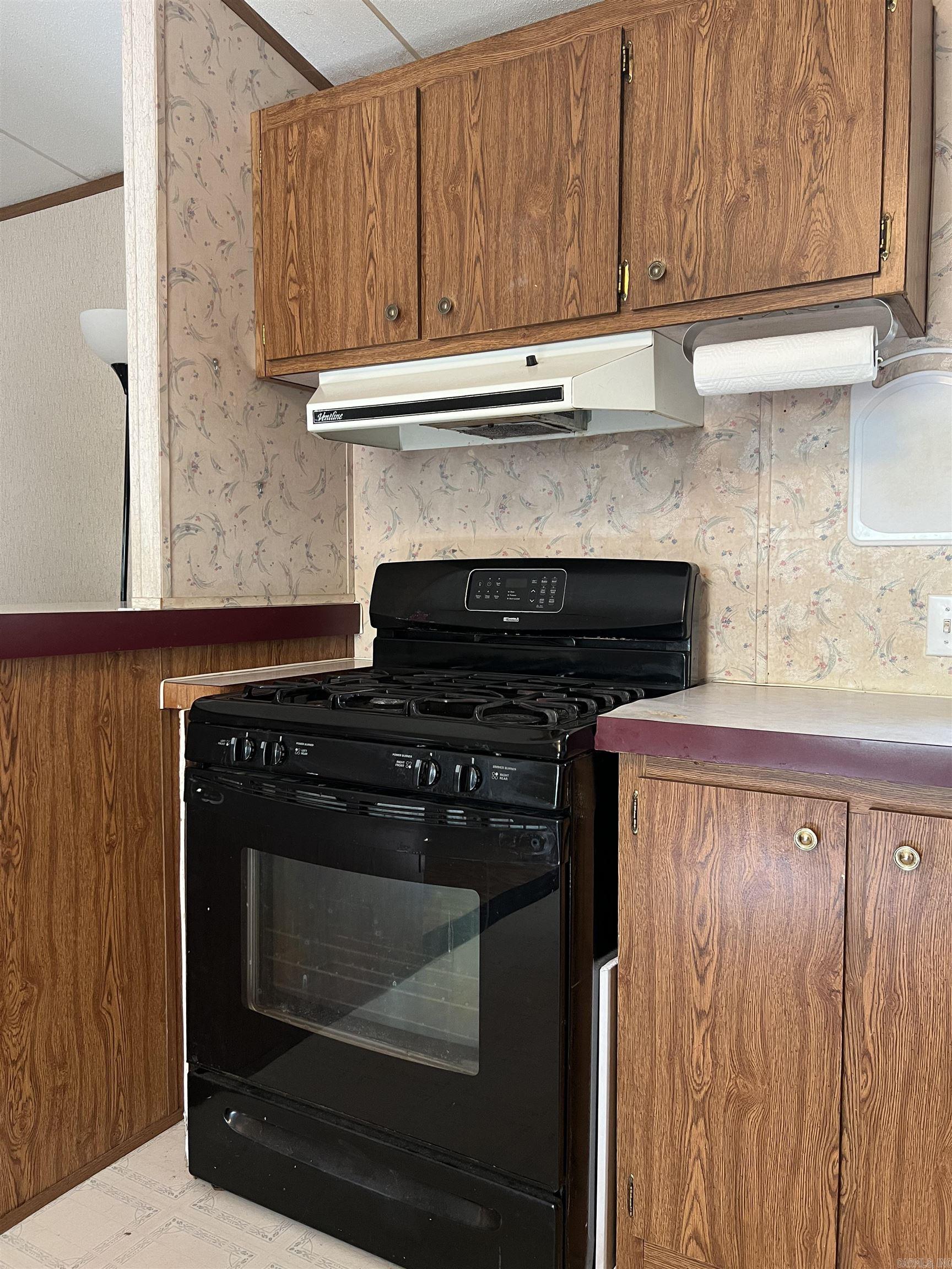 860 Fox Chase  Greers Ferry, AR