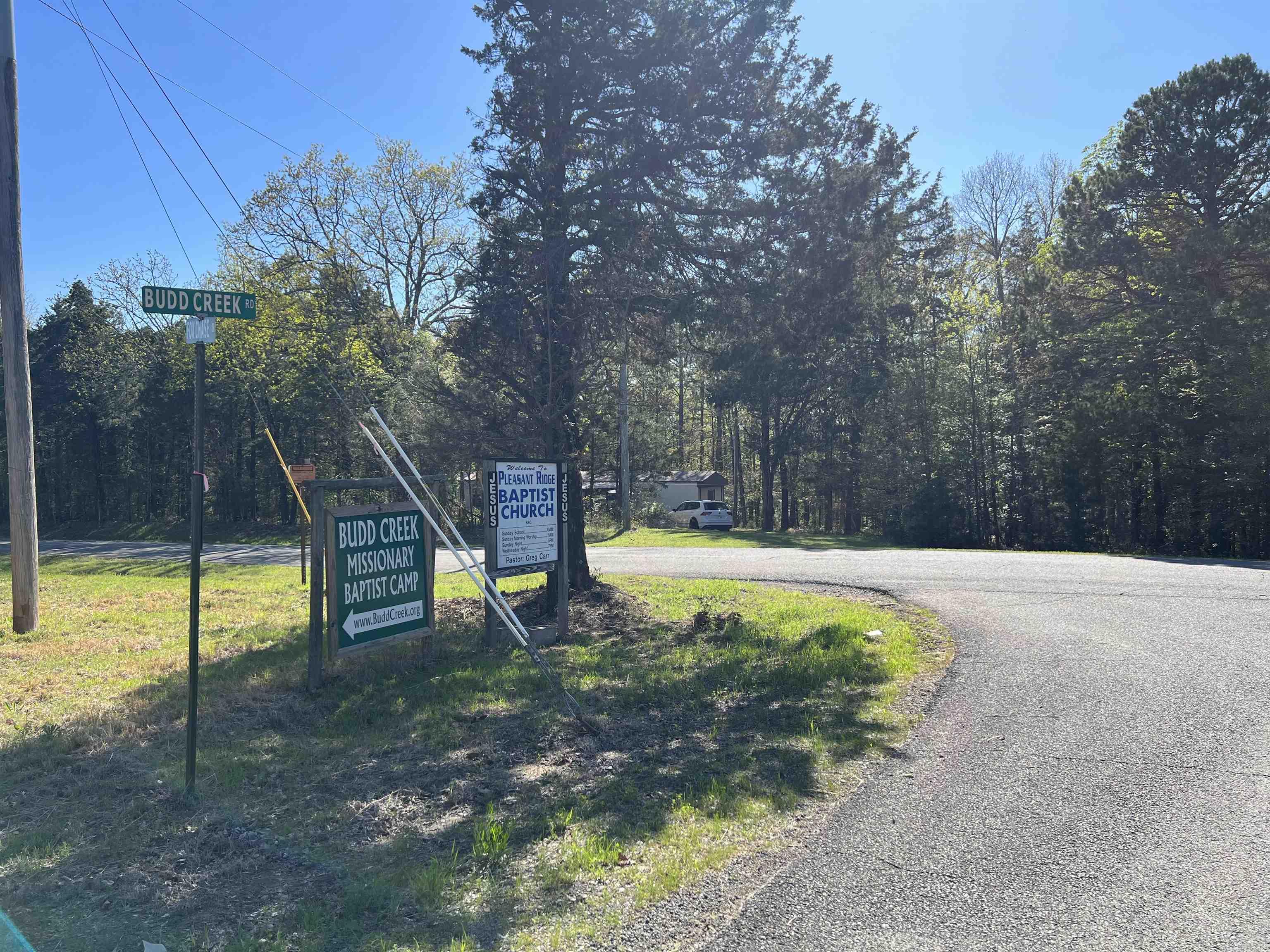 860 Fox Chase  Greers Ferry, AR