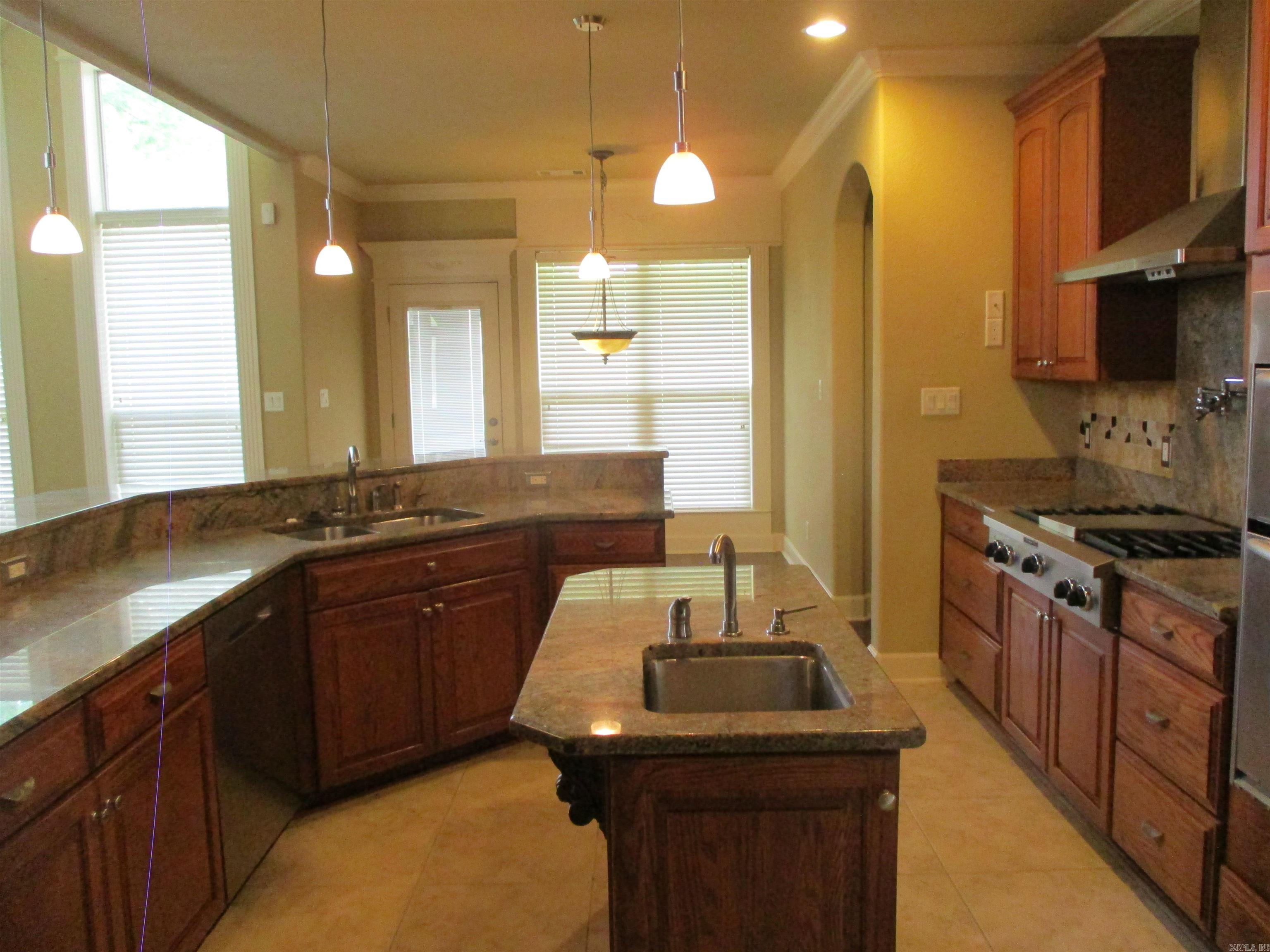 129 Silver Springs  Benton, AR