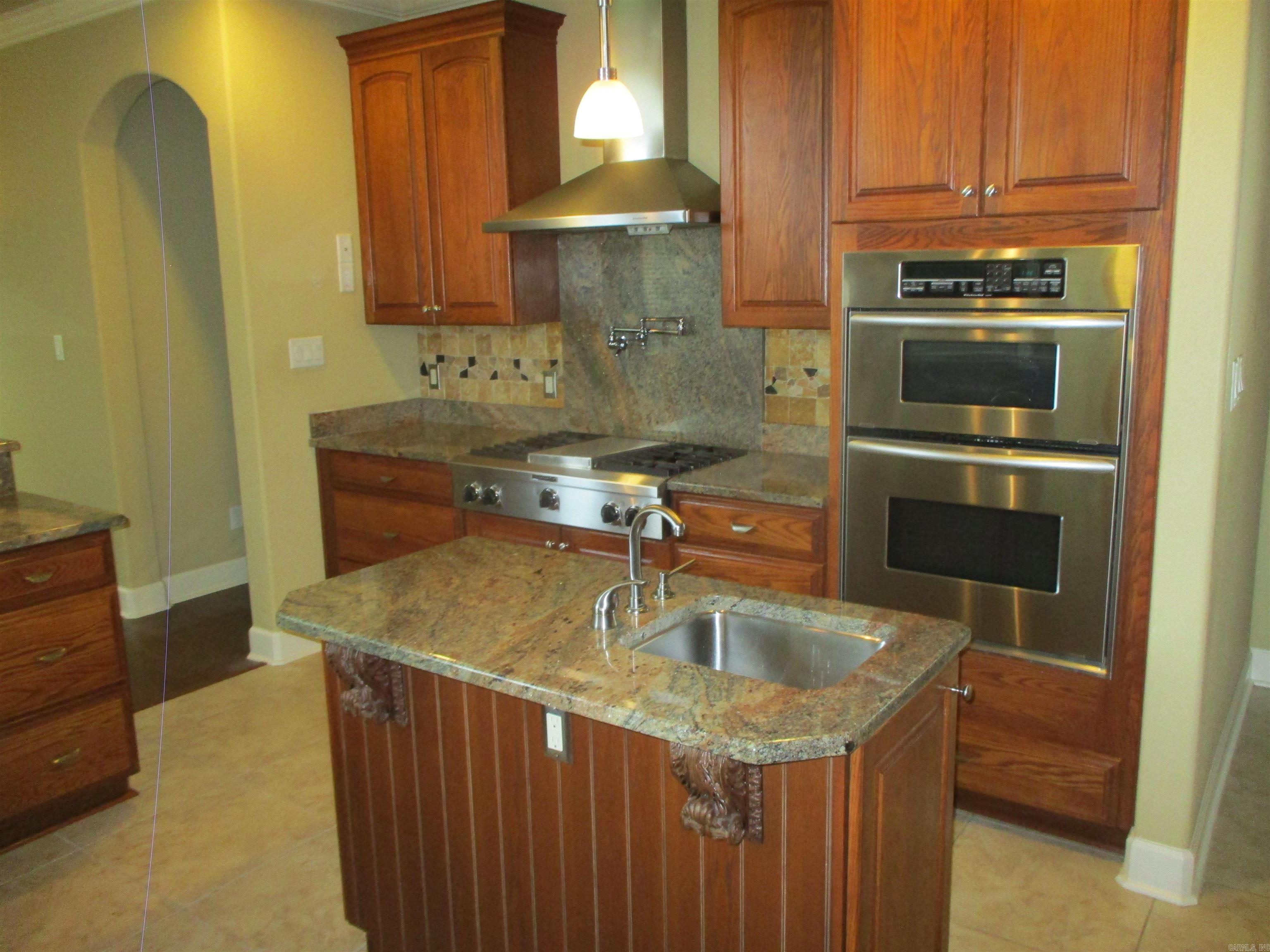 129 Silver Springs  Benton, AR