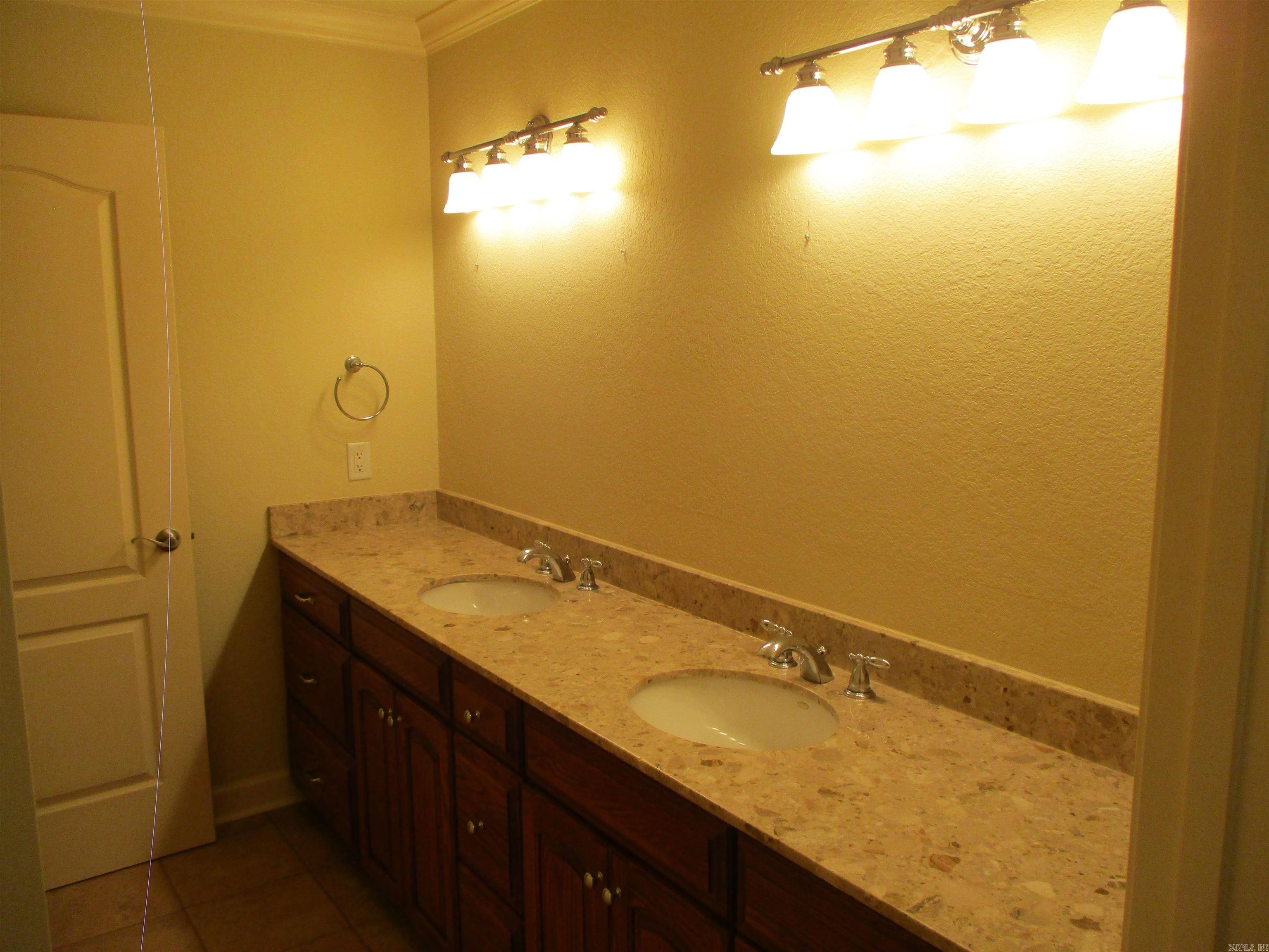 129 Silver Springs  Benton, AR