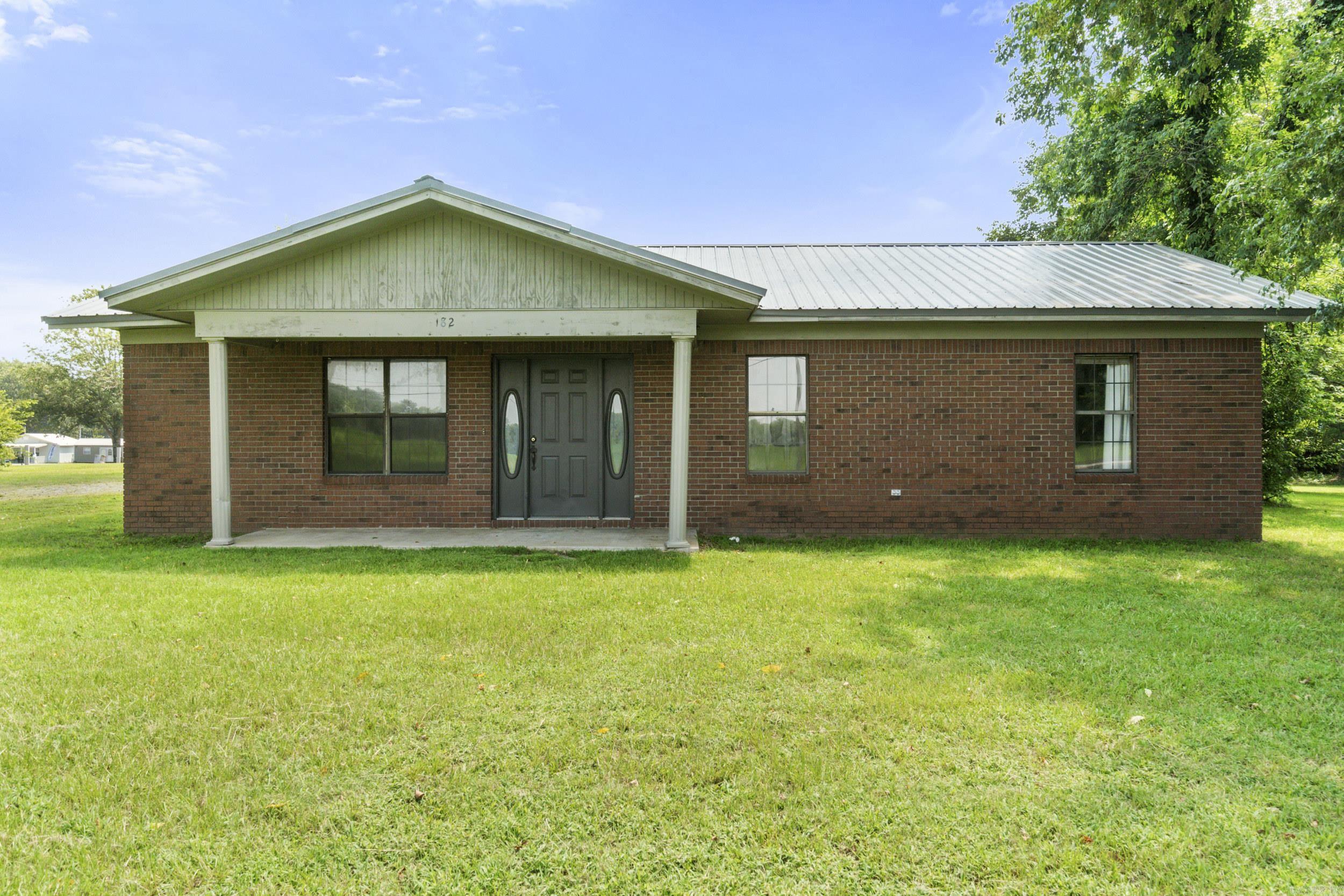 182 N Highway 167  Bald Knob, AR