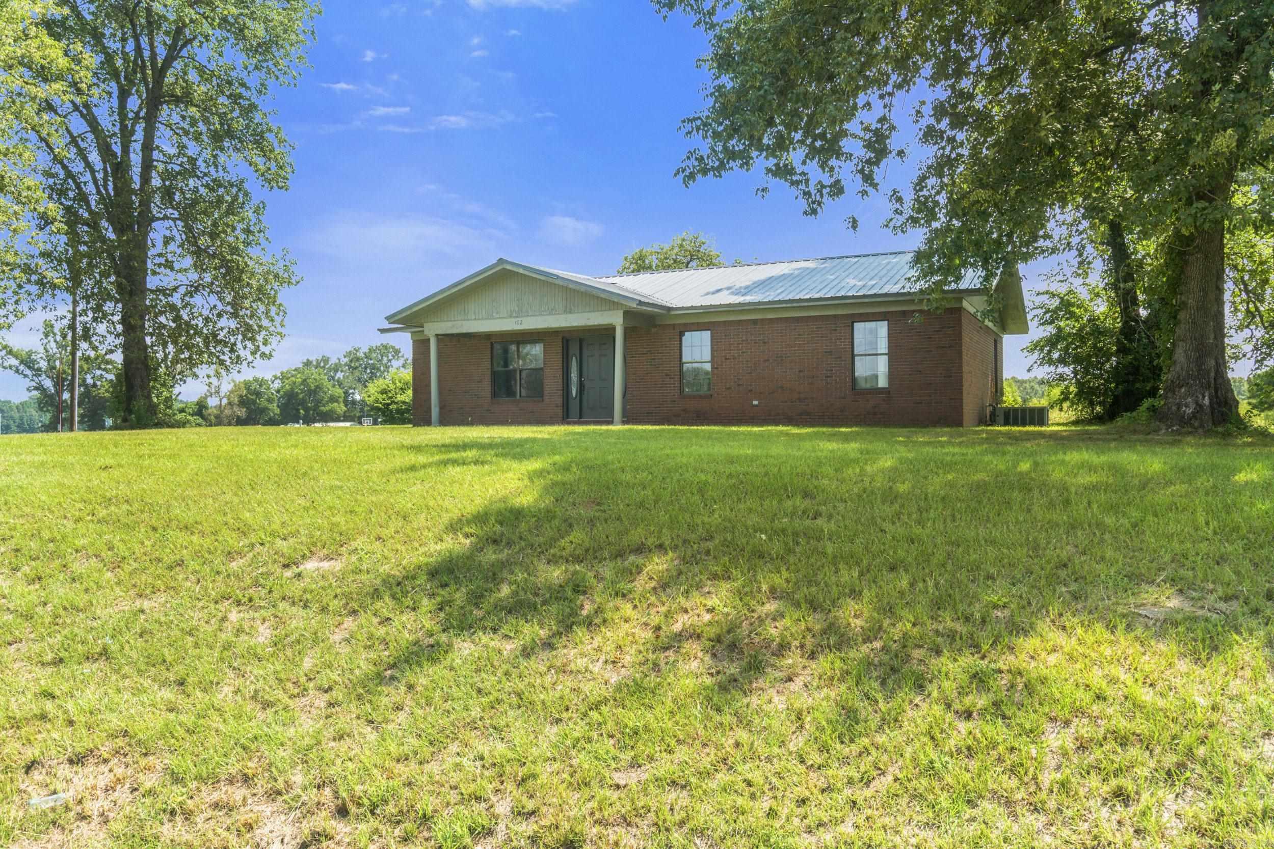 182 N Highway 167  Bald Knob, AR