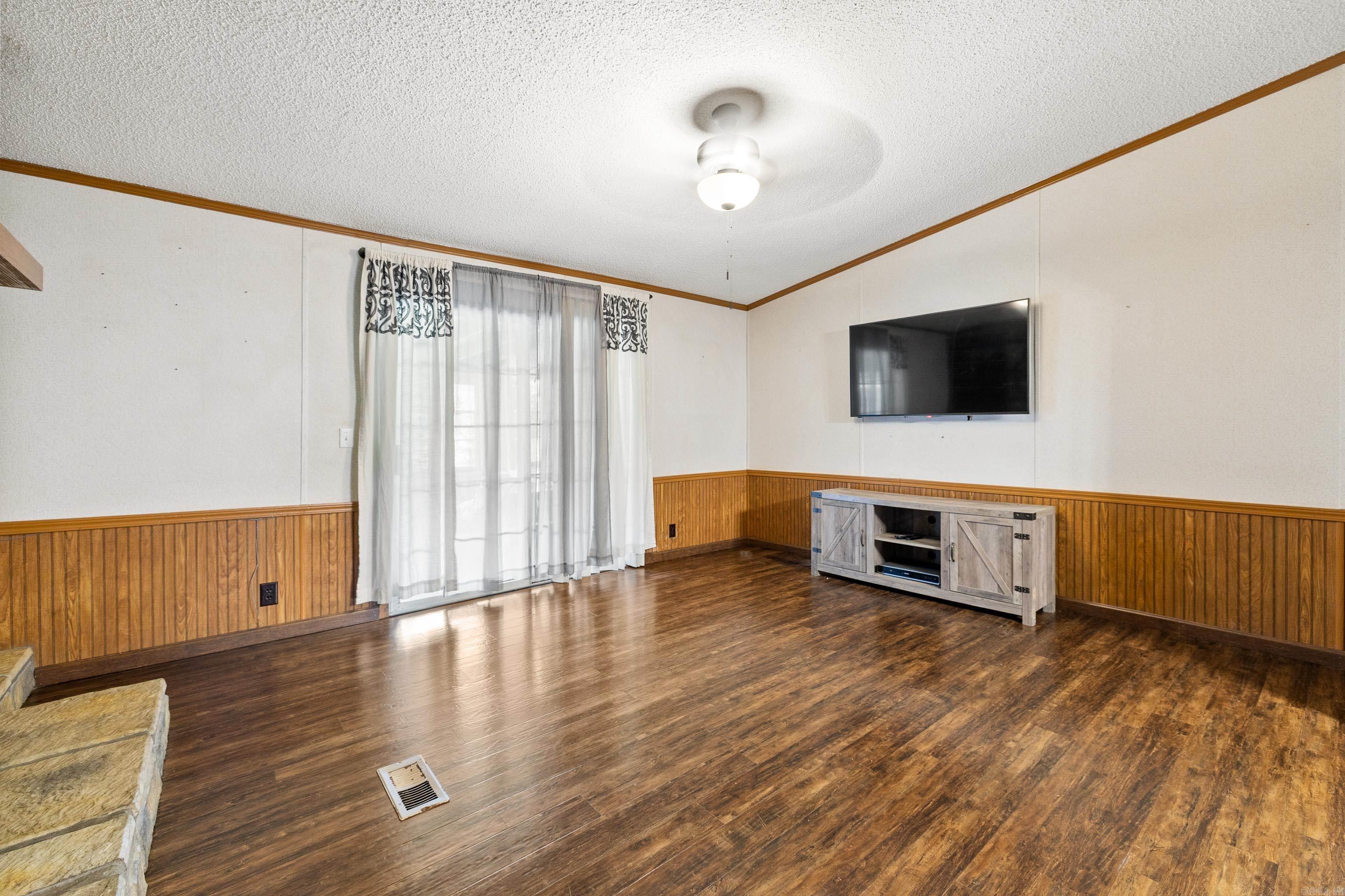 1204 E Dixon  Little Rock, AR