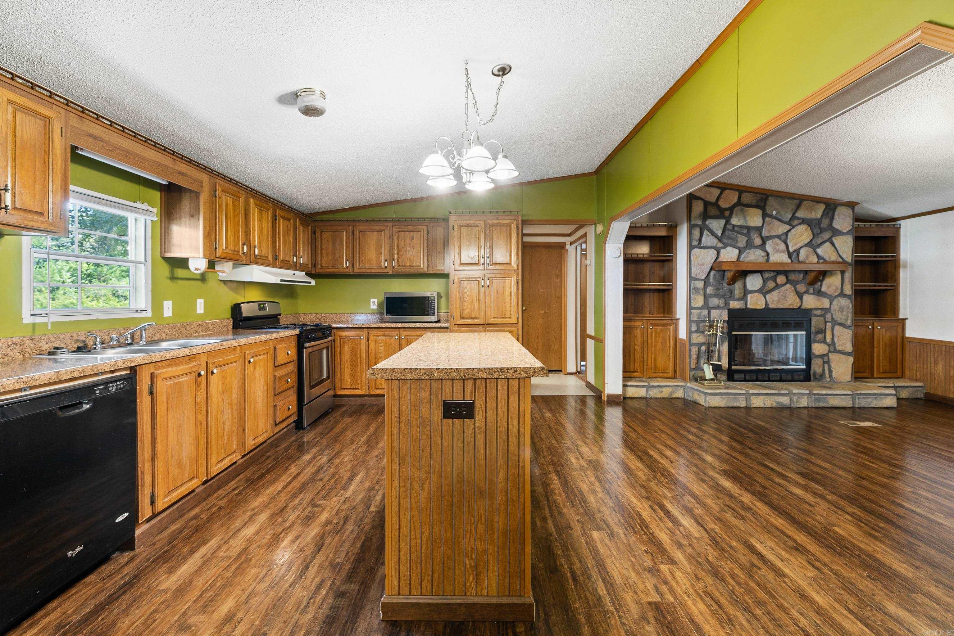 1204 E Dixon  Little Rock, AR