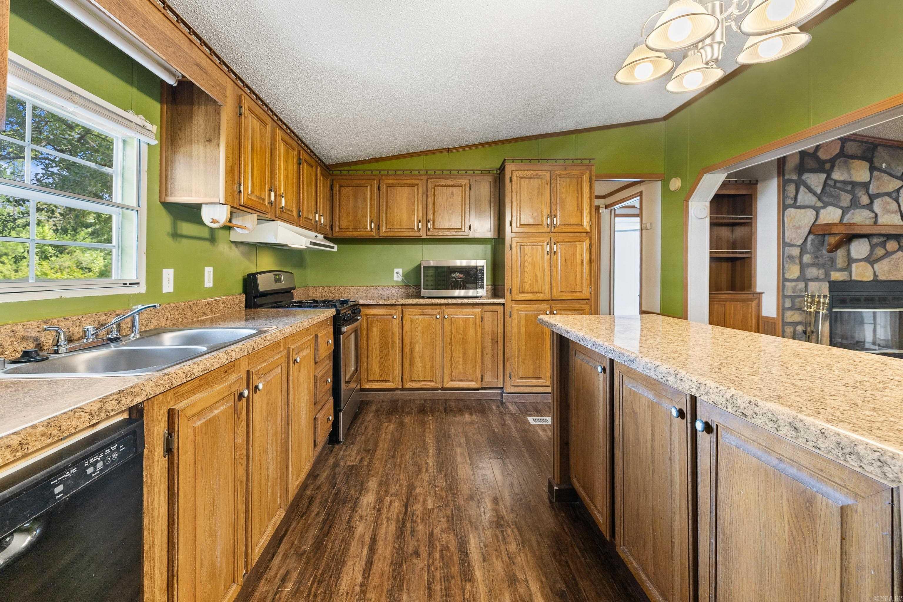1204 E Dixon  Little Rock, AR