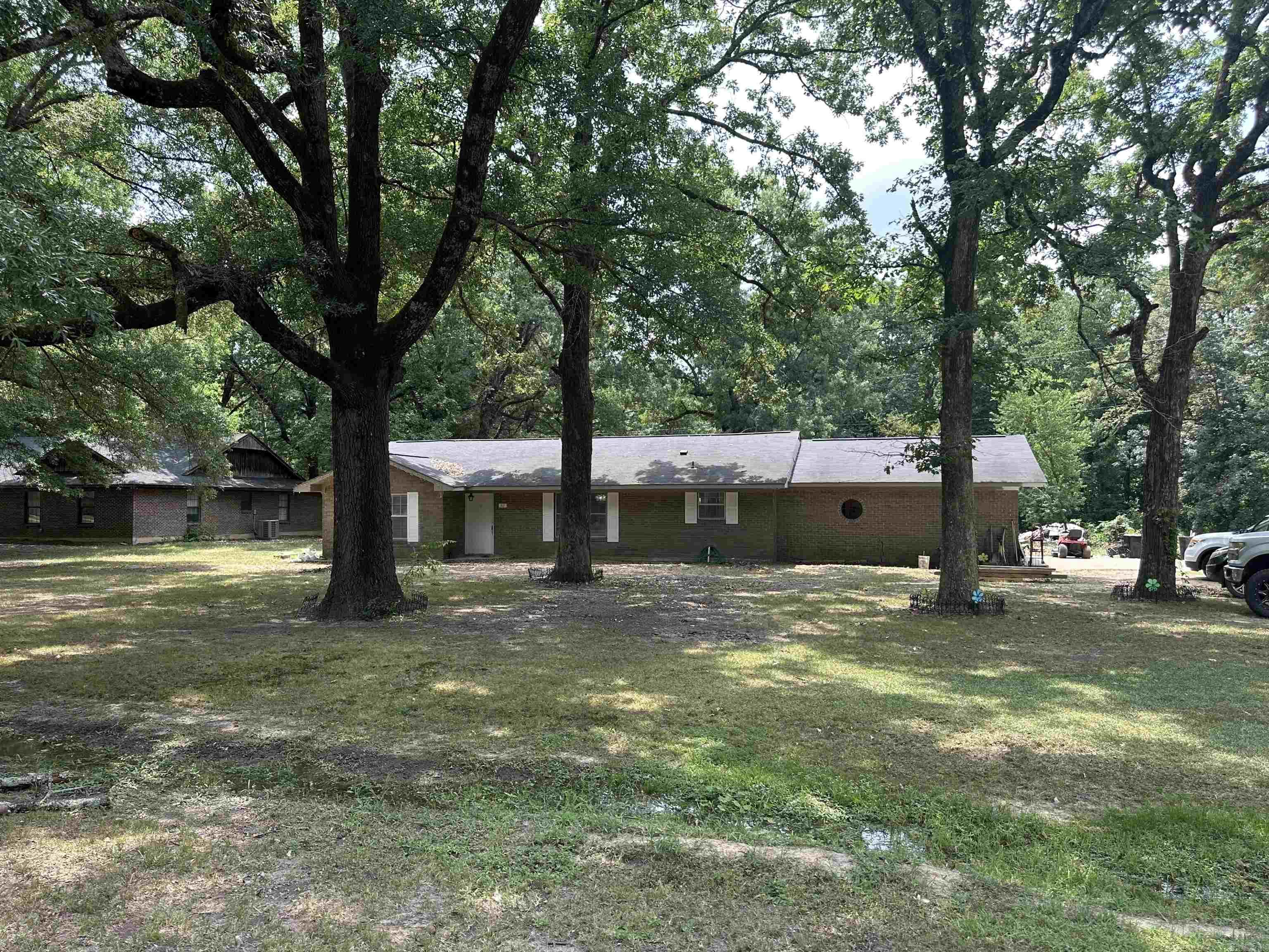 32 Shannon  McGehee, AR