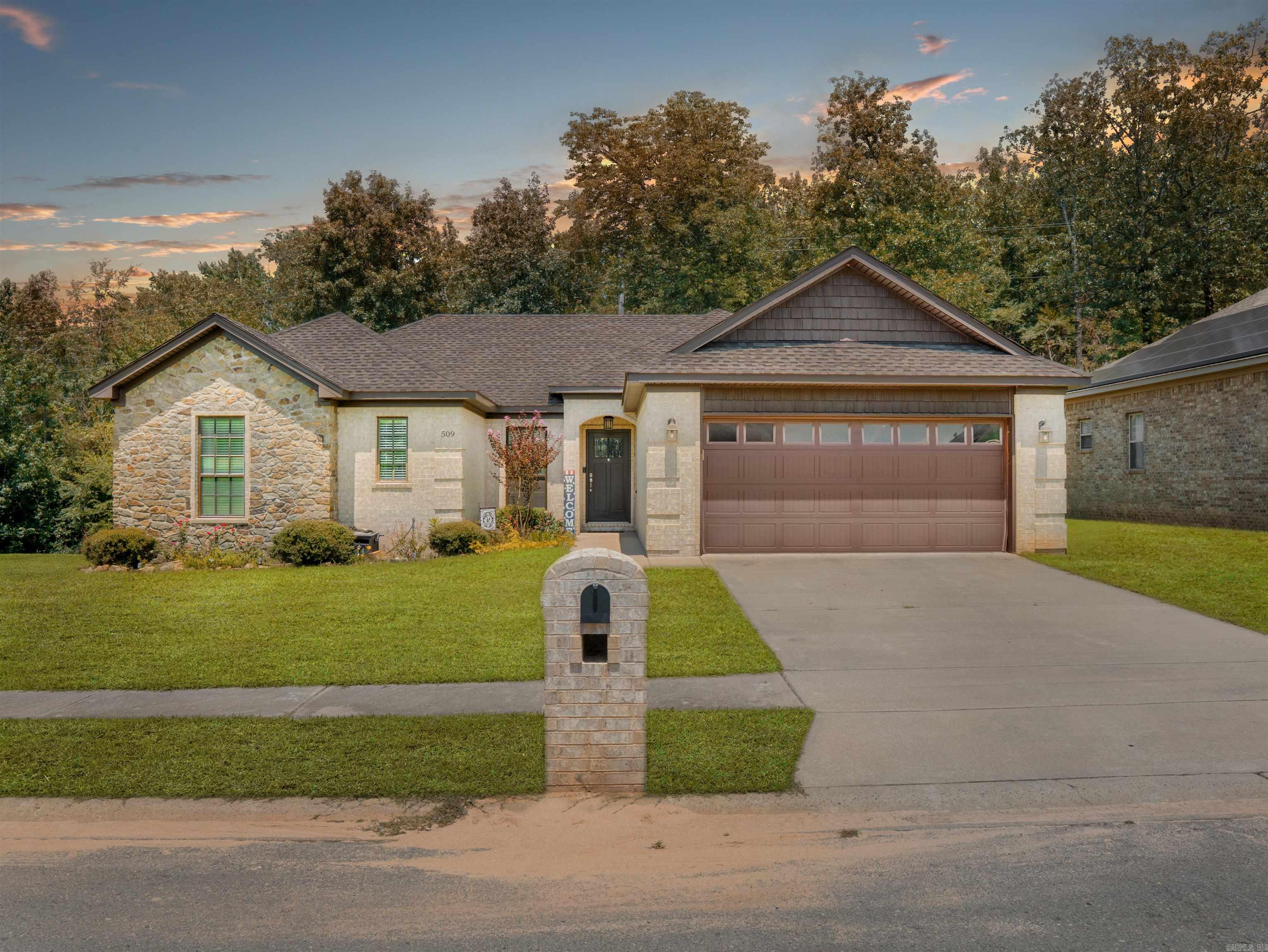 509 Crepe Myrtle Loop  Cabot, AR