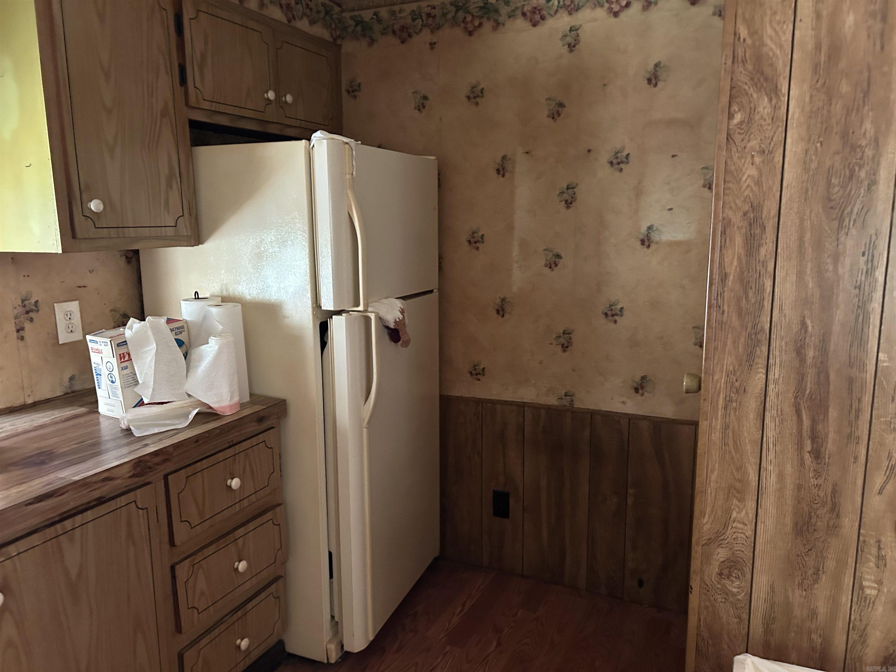175 Achy Breaky  Greers Ferry, AR