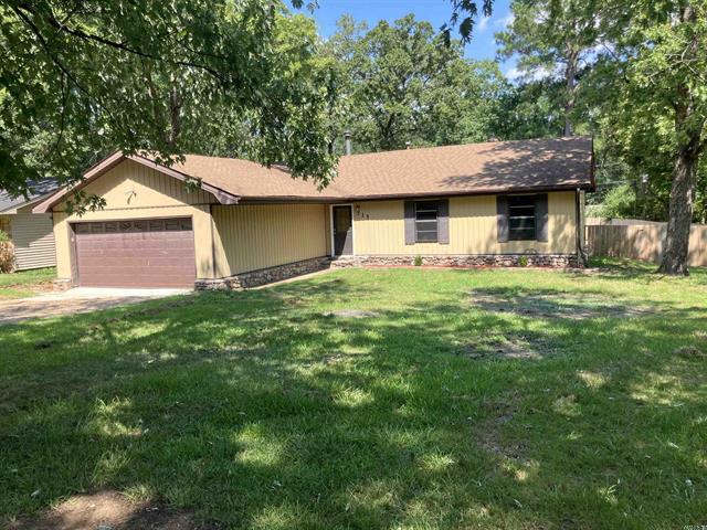 715  Rosewood  Benton, AR