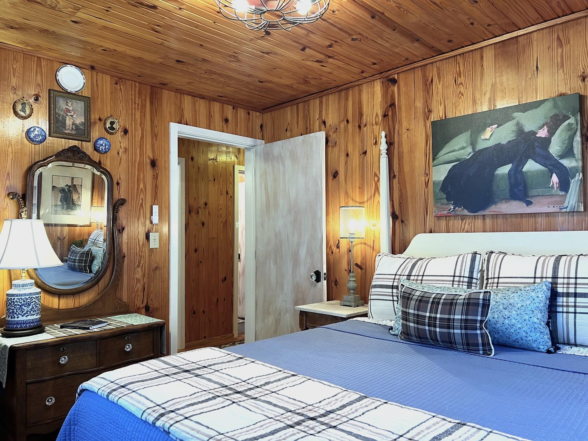 76 W Cool Water Retreat  Mountain View, AR