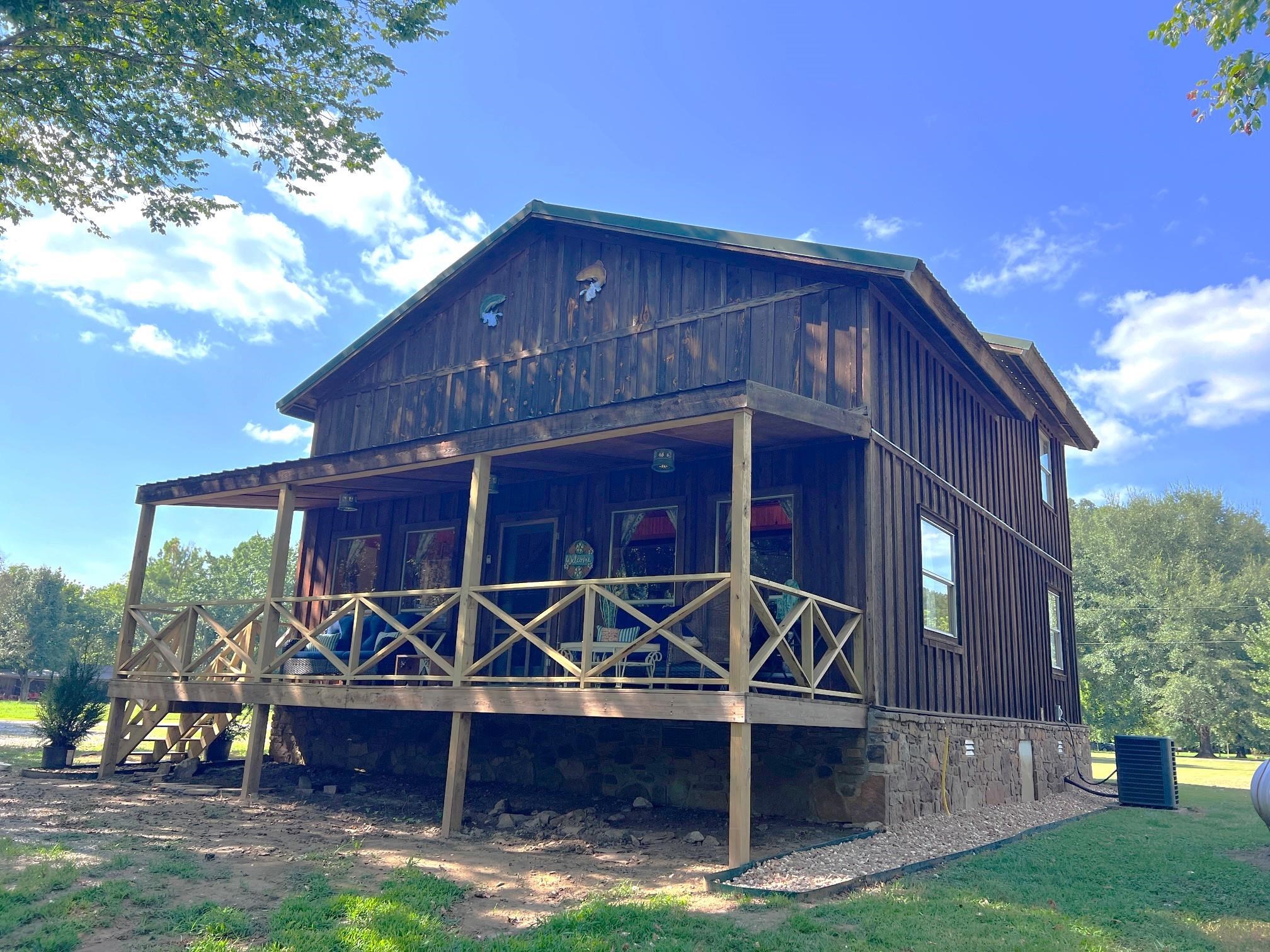 76 W Cool Water Retreat  Mountain View, AR