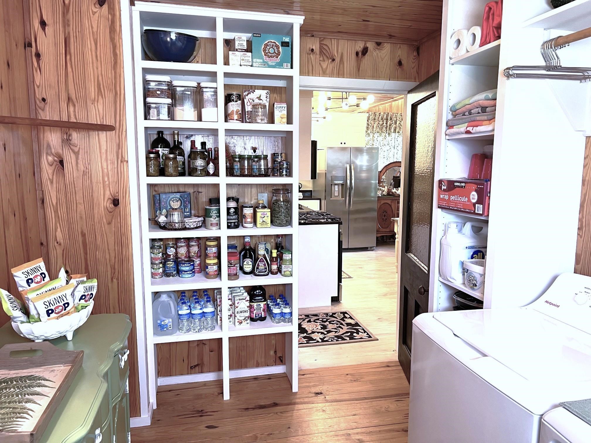 76 W Cool Water Retreat  Mountain View, AR