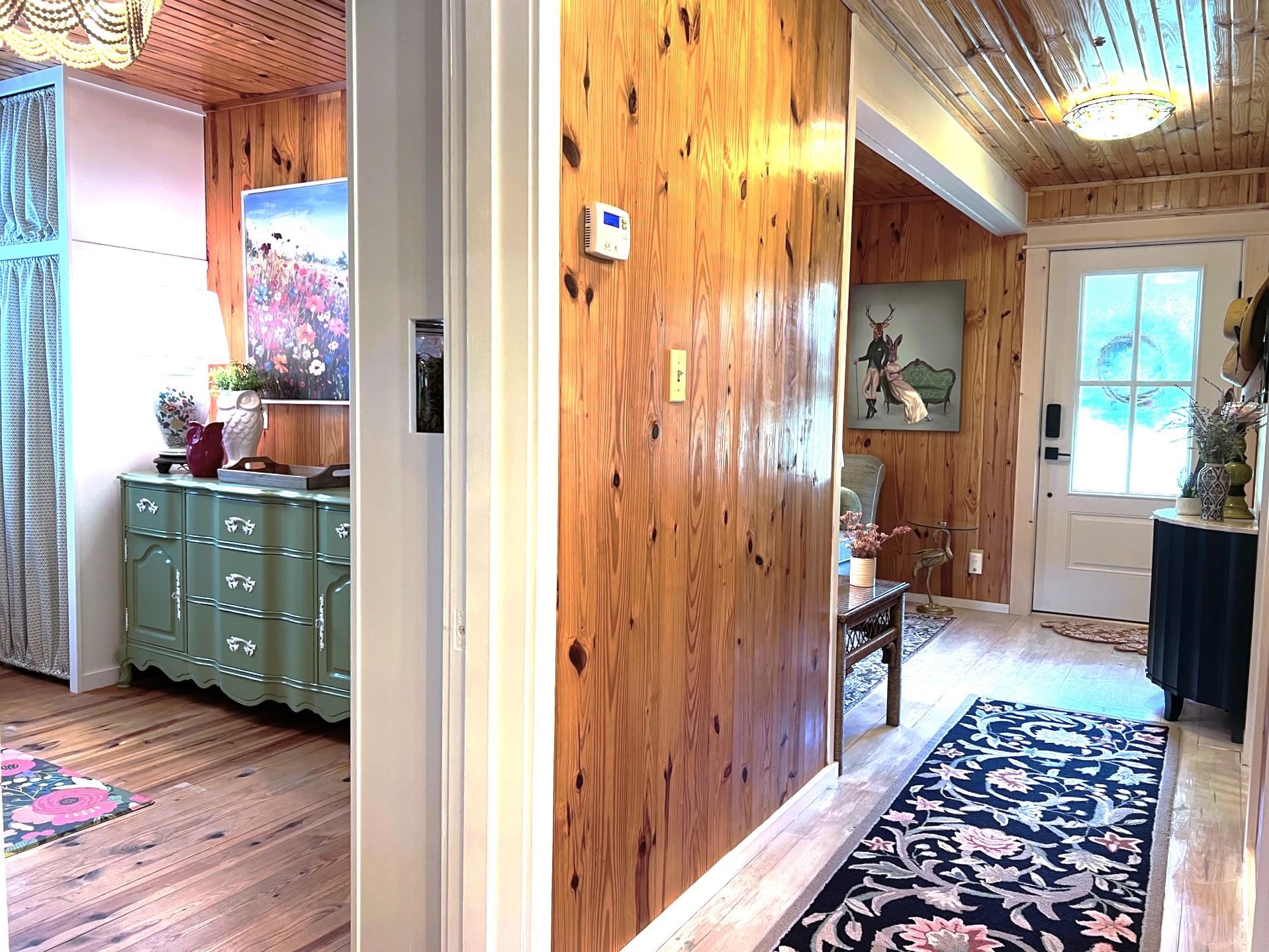 76 W Cool Water Retreat  Mountain View, AR